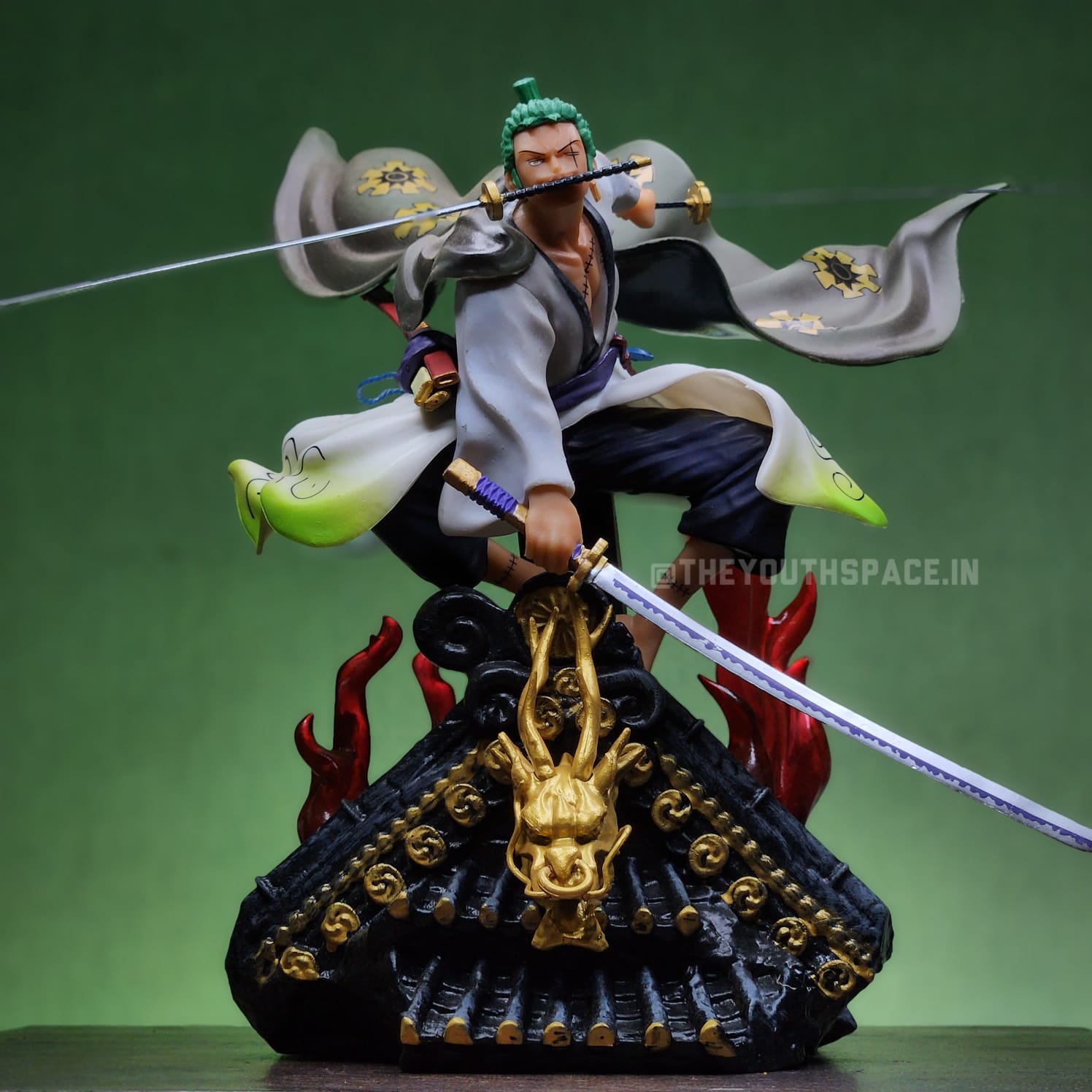 One piece roronoa zoro hot sale figure