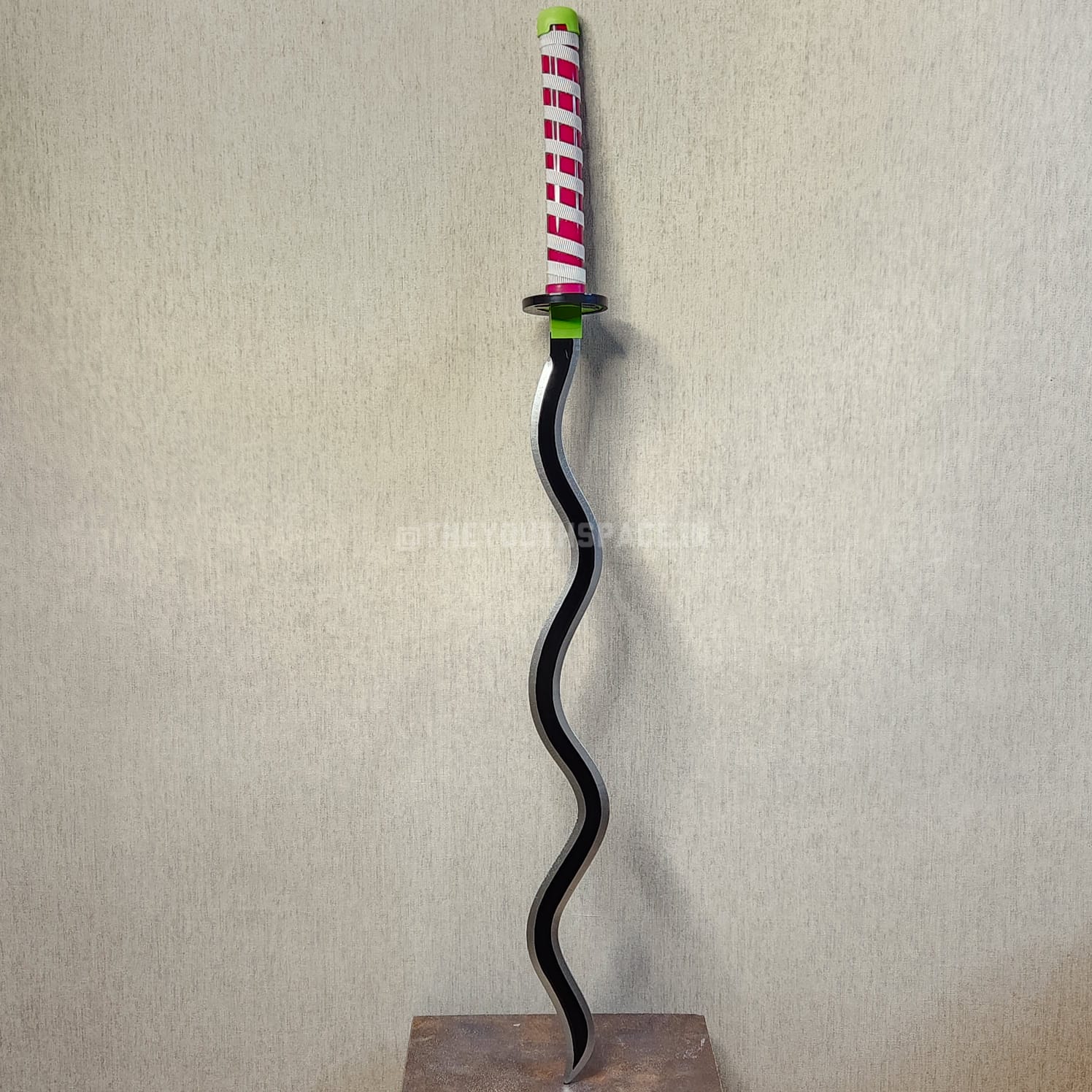 DIY OBANAI'S TWISTED LAVENDER NICHRIN WOODEN KATANA (104 CM)