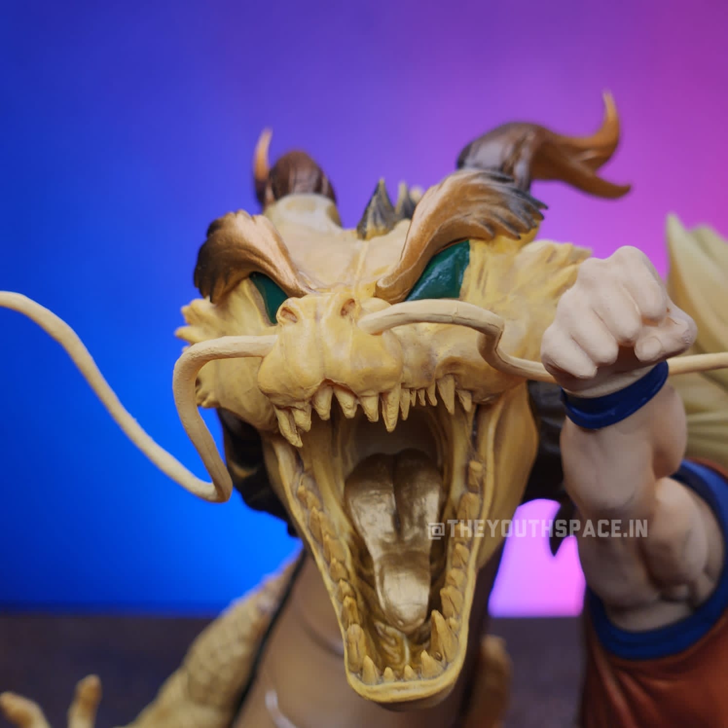 GOKU SUPER SAIYAN 3 WITH GOLDEN DRAGON ACTION FIGURE - DRAGON BALL