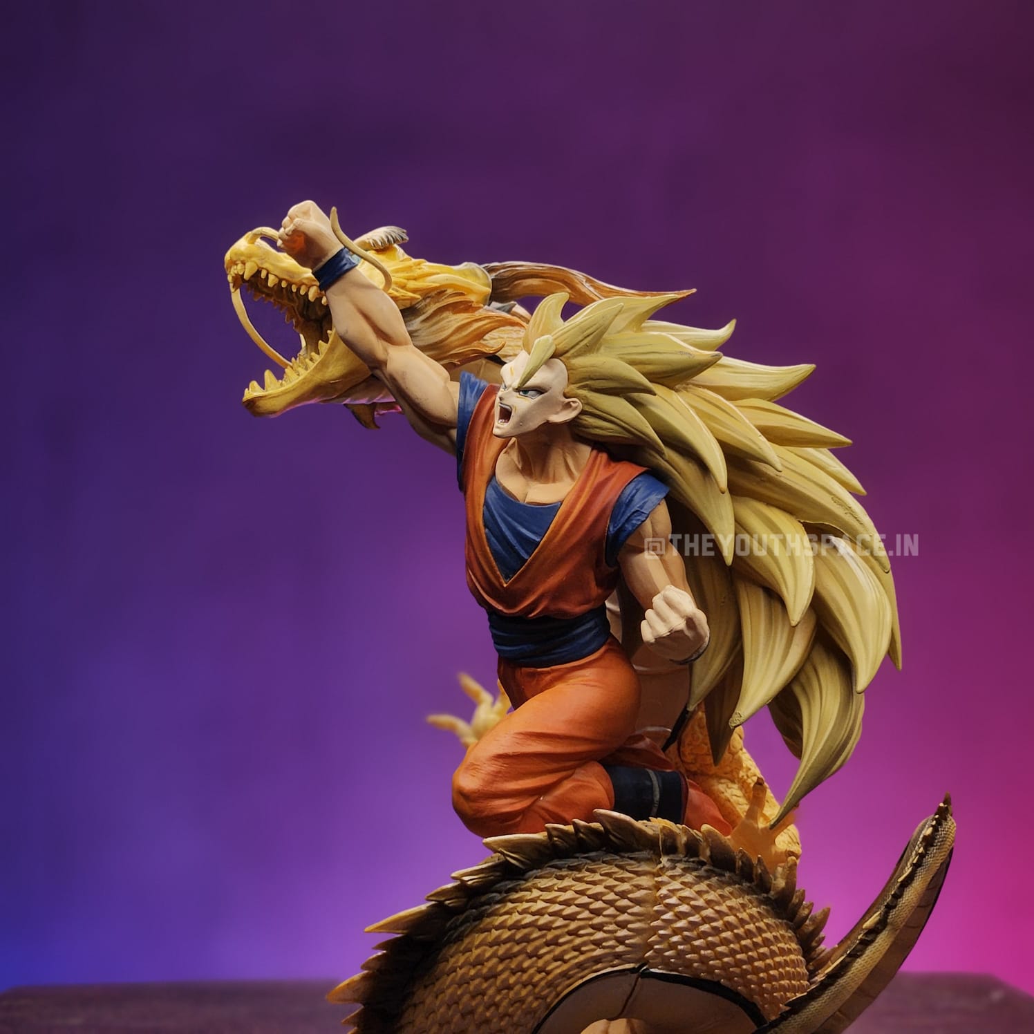 GOKU SUPER SAIYAN 3 WITH GOLDEN DRAGON ACTION FIGURE - DRAGON BALL