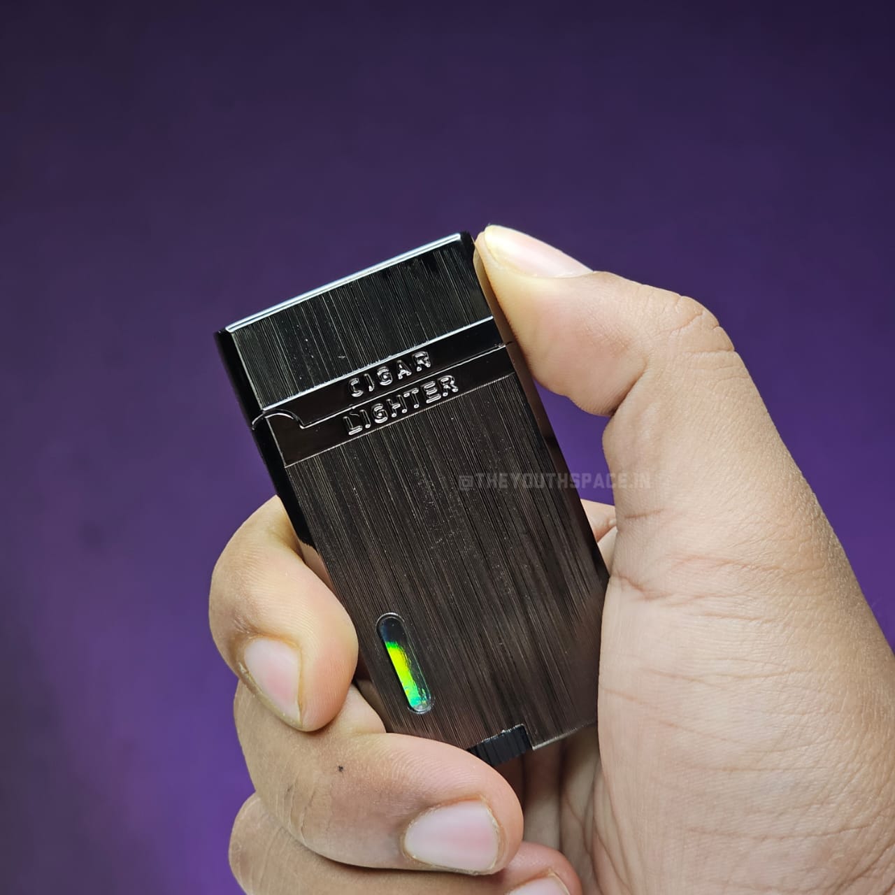 Sleek Fancy Dual Jet Lighter (Metallic)