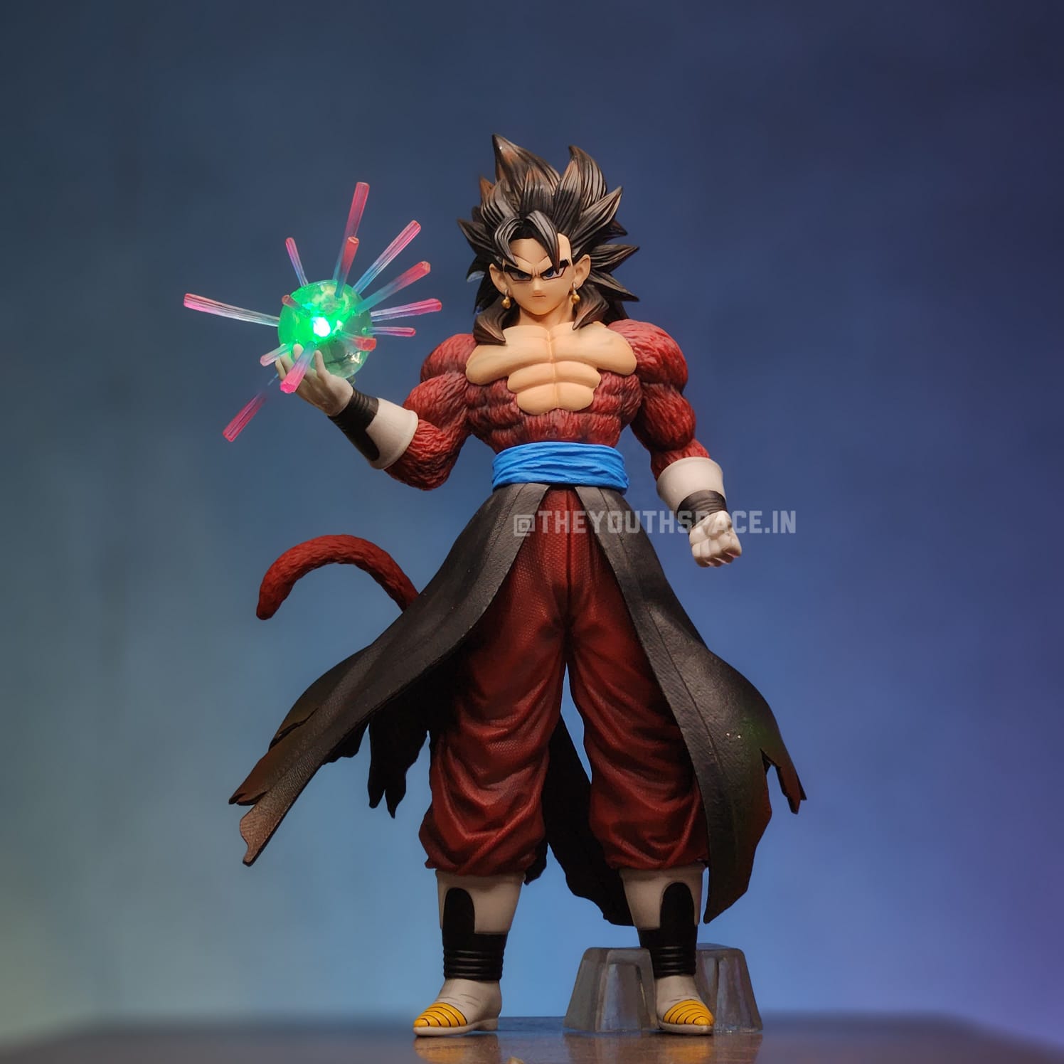 SSJ4 Vegito with LEDs figure (29cms) - Dragon Ball