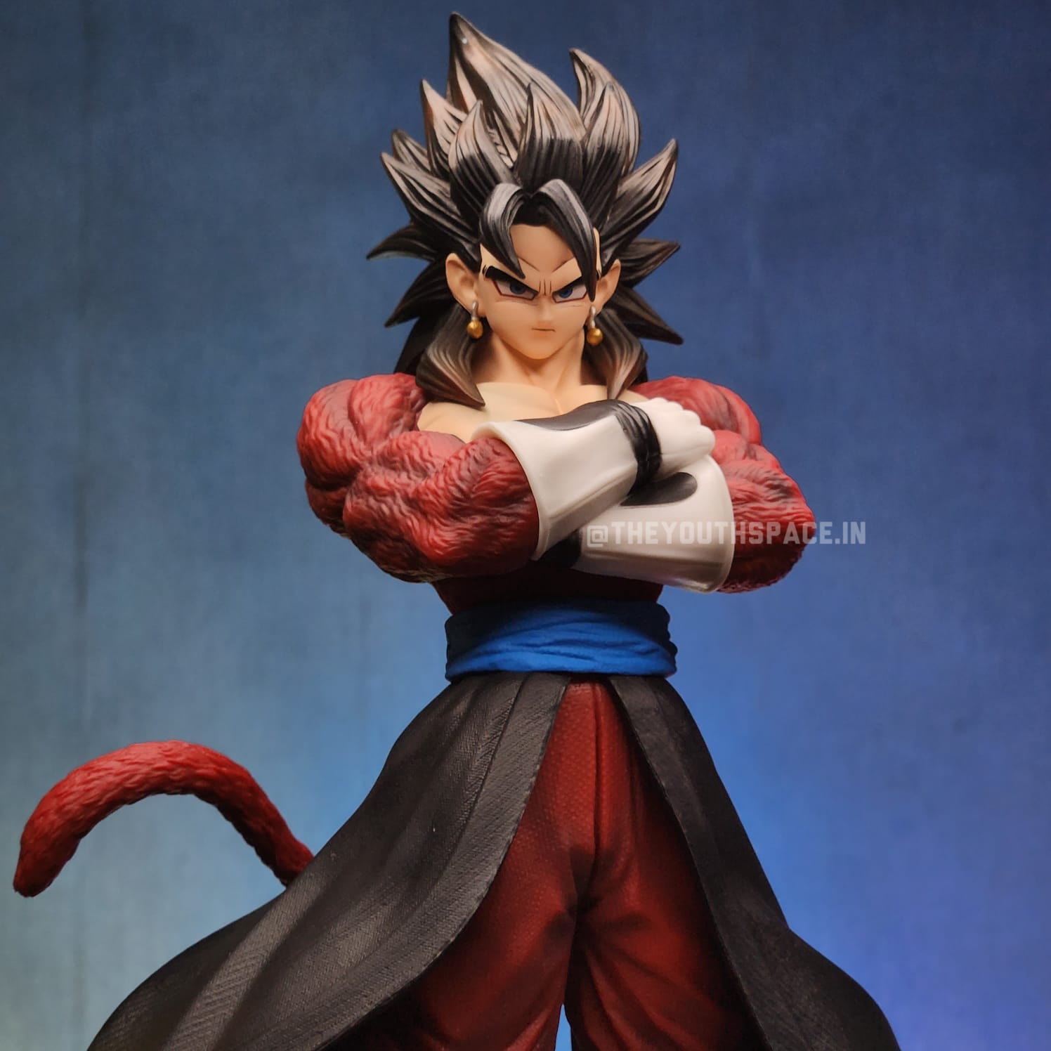 SSJ4 Vegito with LEDs figure (29cms) - Dragon Ball