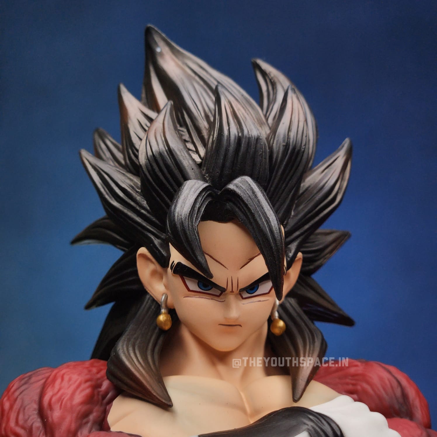 SSJ4 Vegito with LEDs figure (29cms) - Dragon Ball