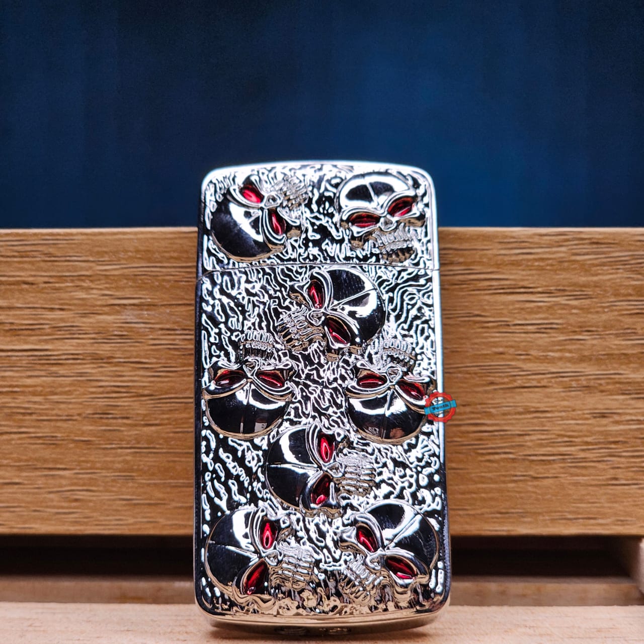 Jet Ignition Skull jet lighter (Metallic)