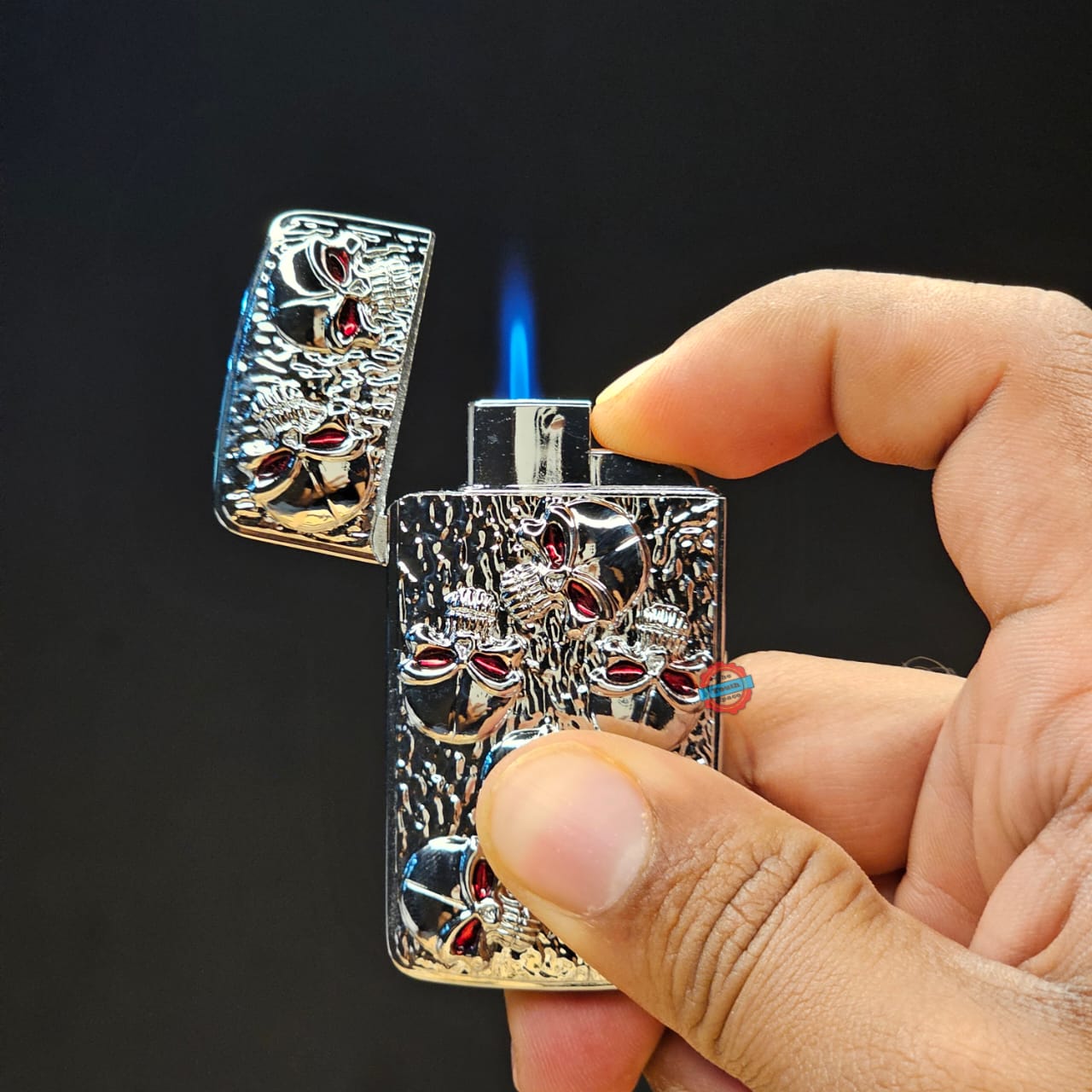 Jet Ignition Skull jet lighter (Metallic)