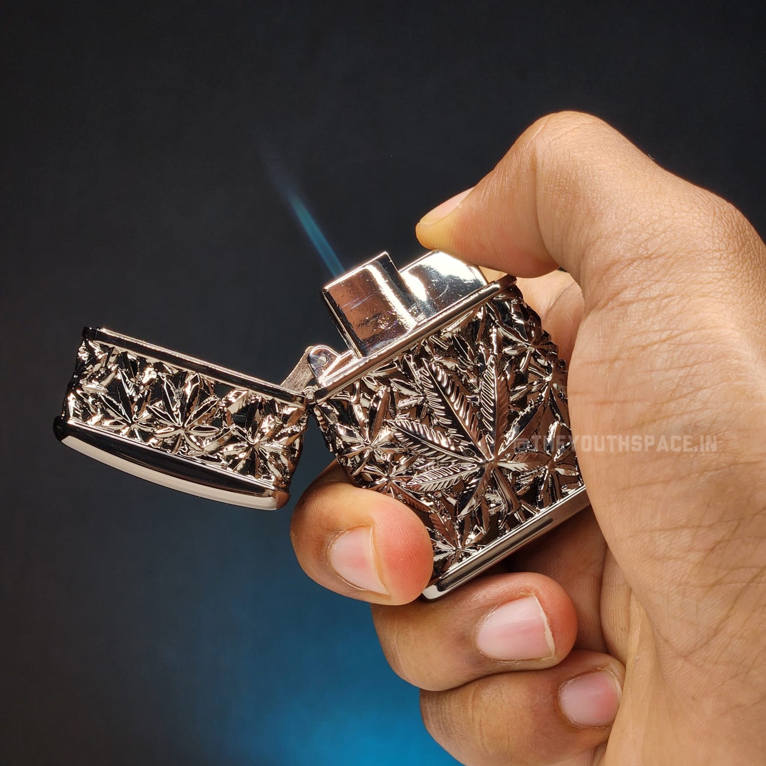 Royal Leaf Engraved Jet Lighter (Metallic)