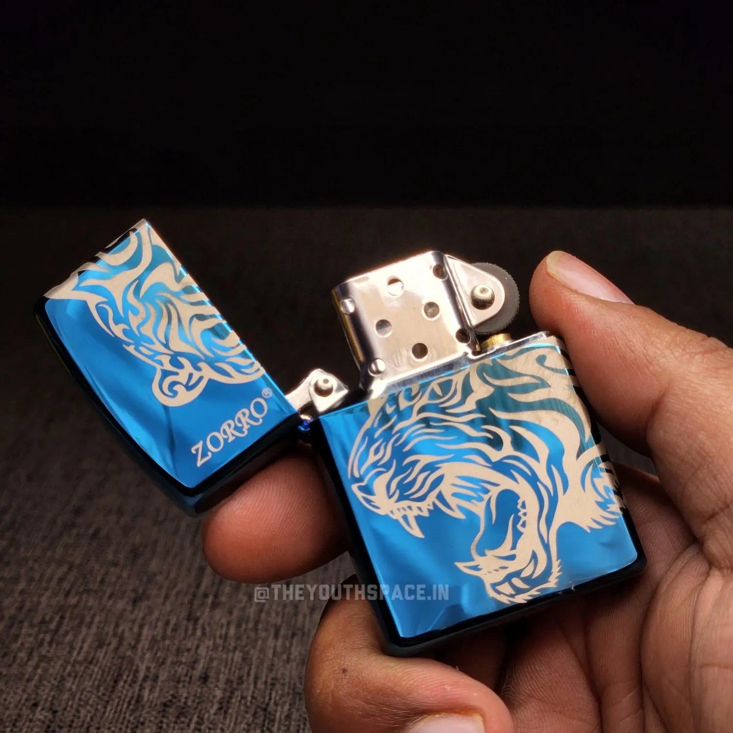 ZORRO ULTIMATE JUSTICE BRASS TIGER FACE LIGHTER 23HK