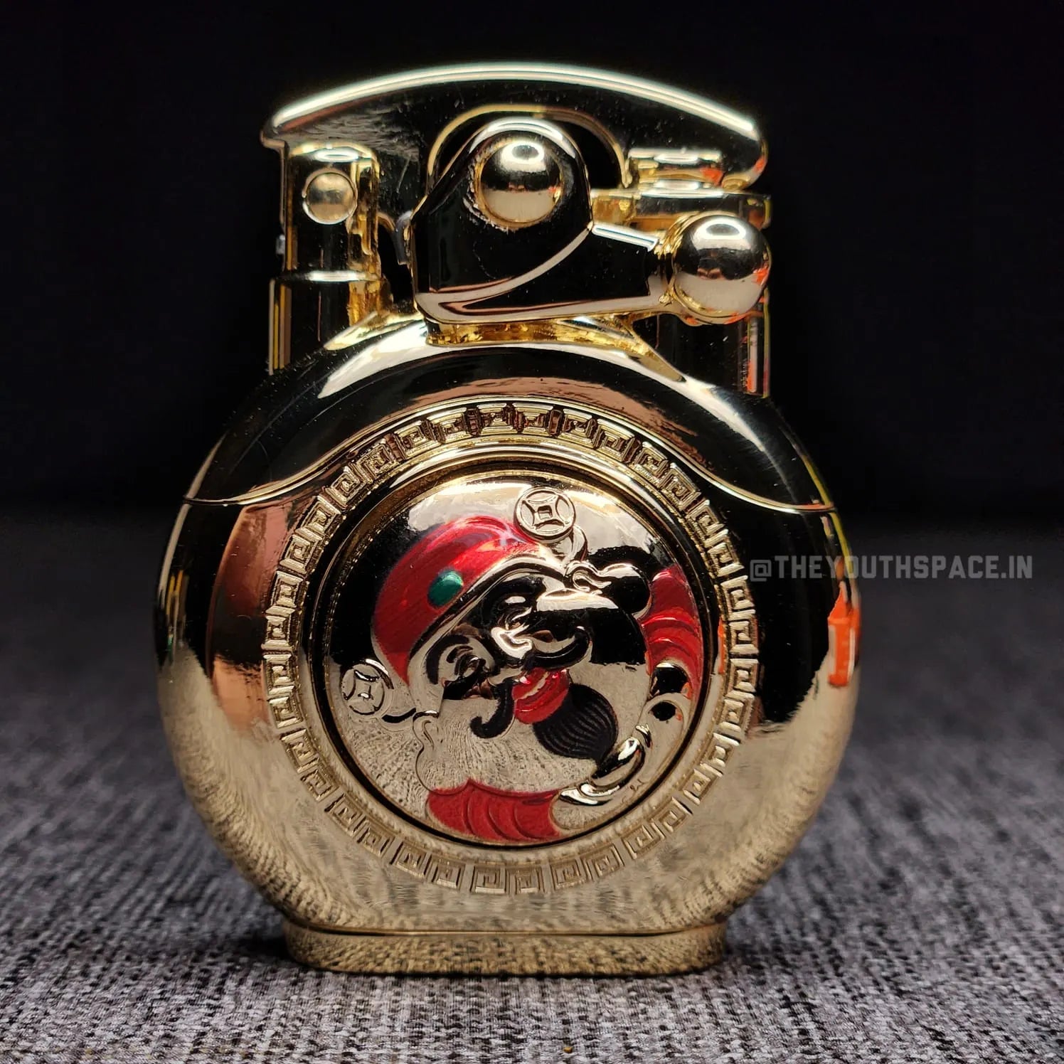 Zorro 620 Lucky God's Face Spinning Turntable Rocker Arm Kerosene Lighter