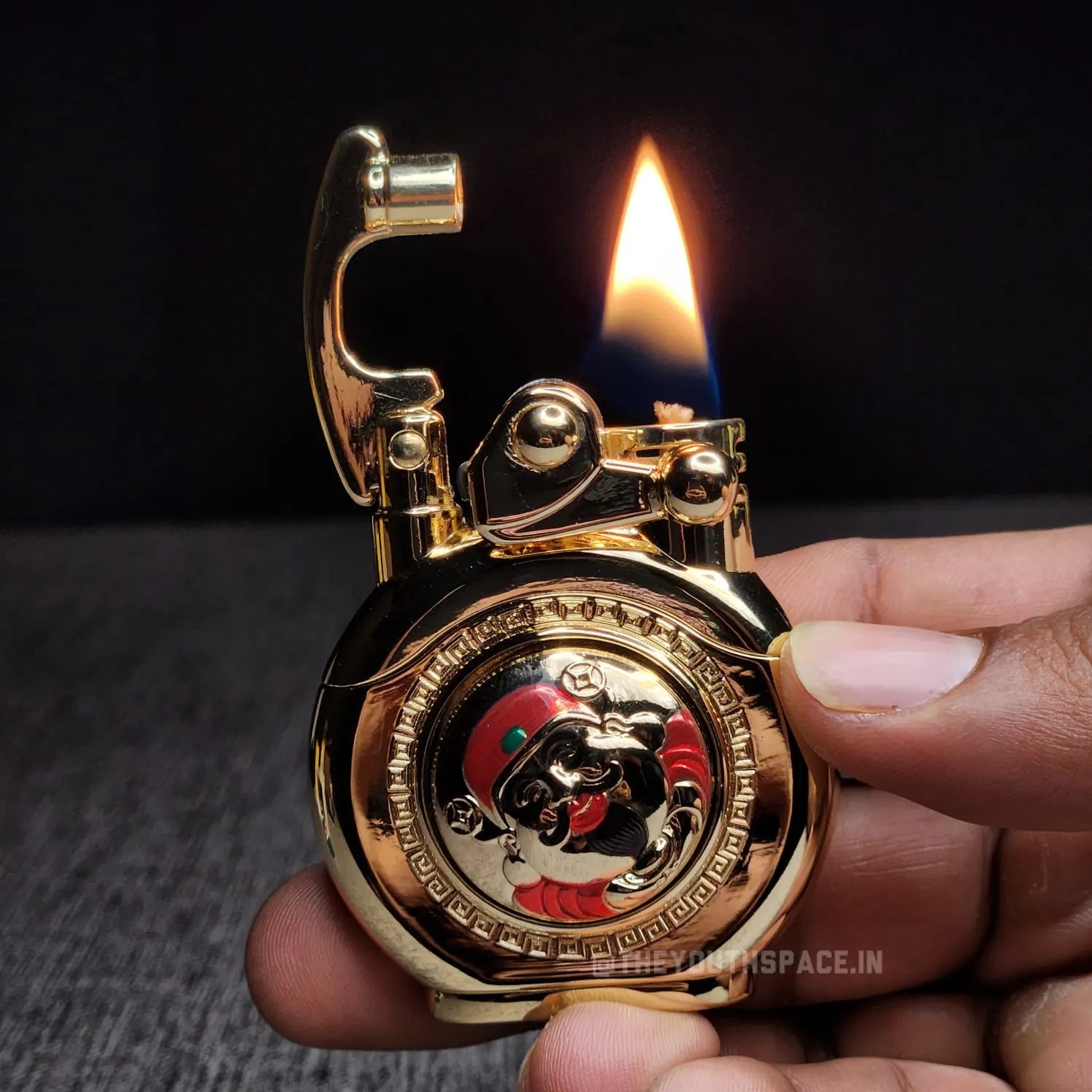 Zorro 620 Lucky God's Face Spinning Turntable Rocker Arm Kerosene Lighter