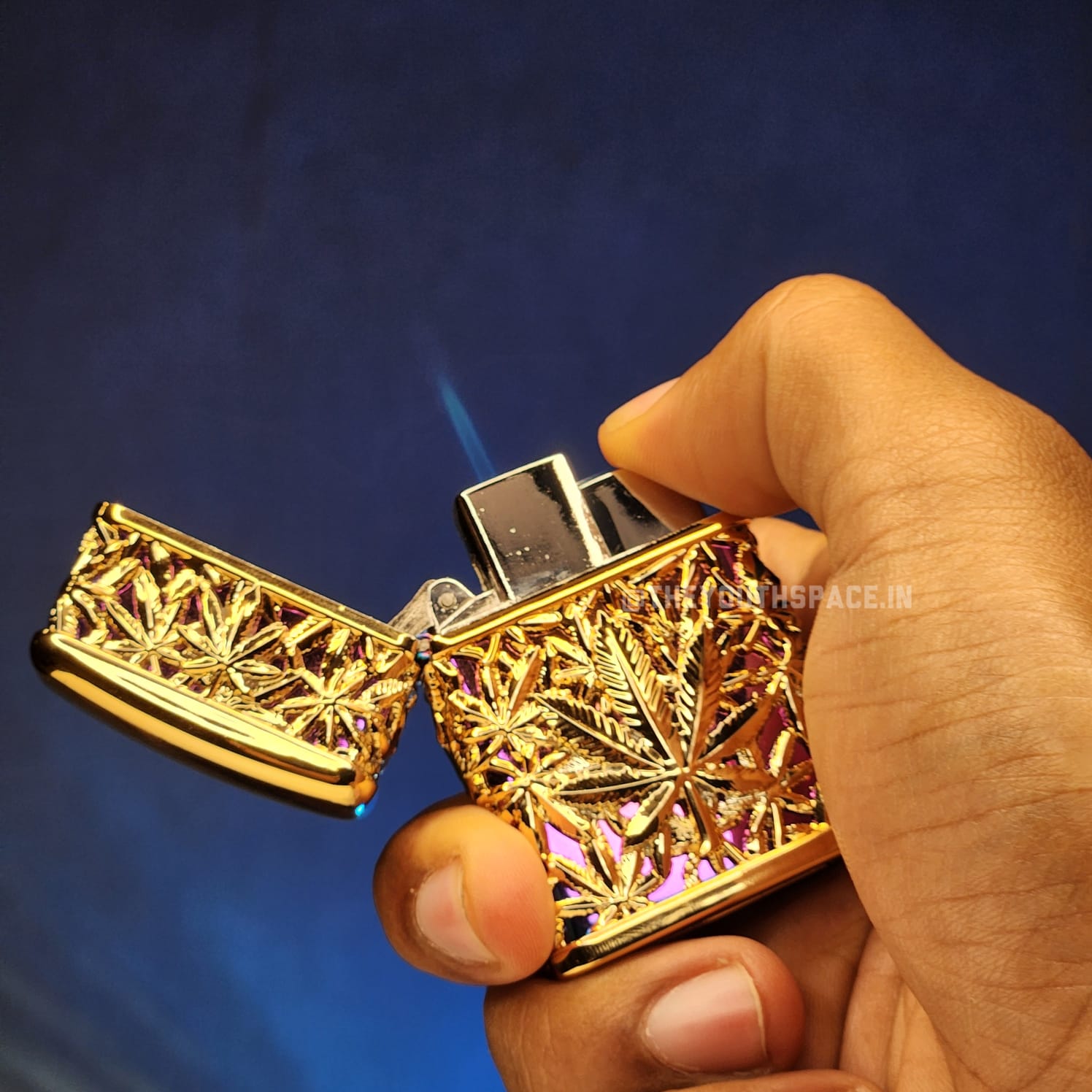 Royal Leaf Engraved Jet Lighter (Metallic)