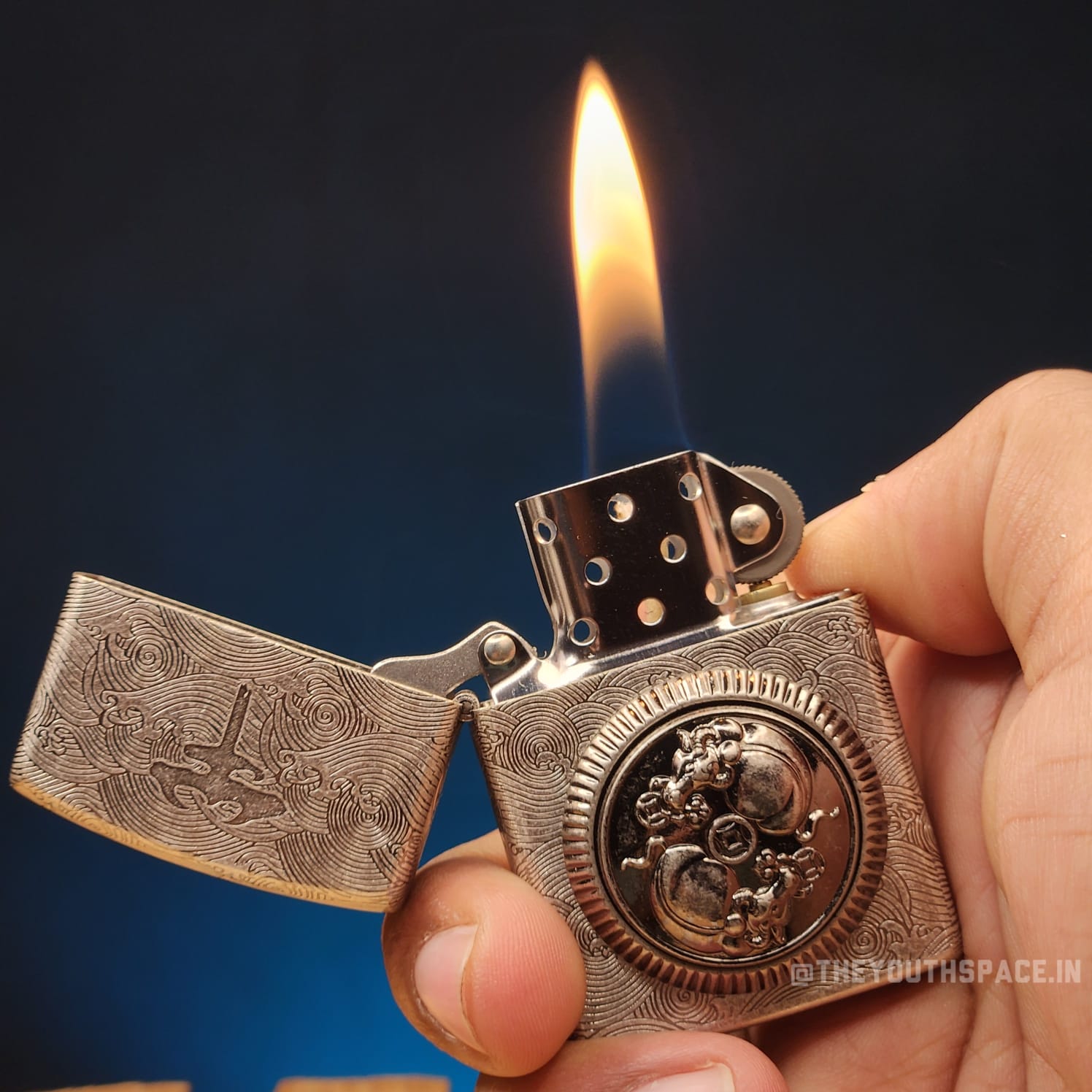 ZORRO ULTIMATE JUSTICE BRASS SPINNER BULL LIGHTER 2025