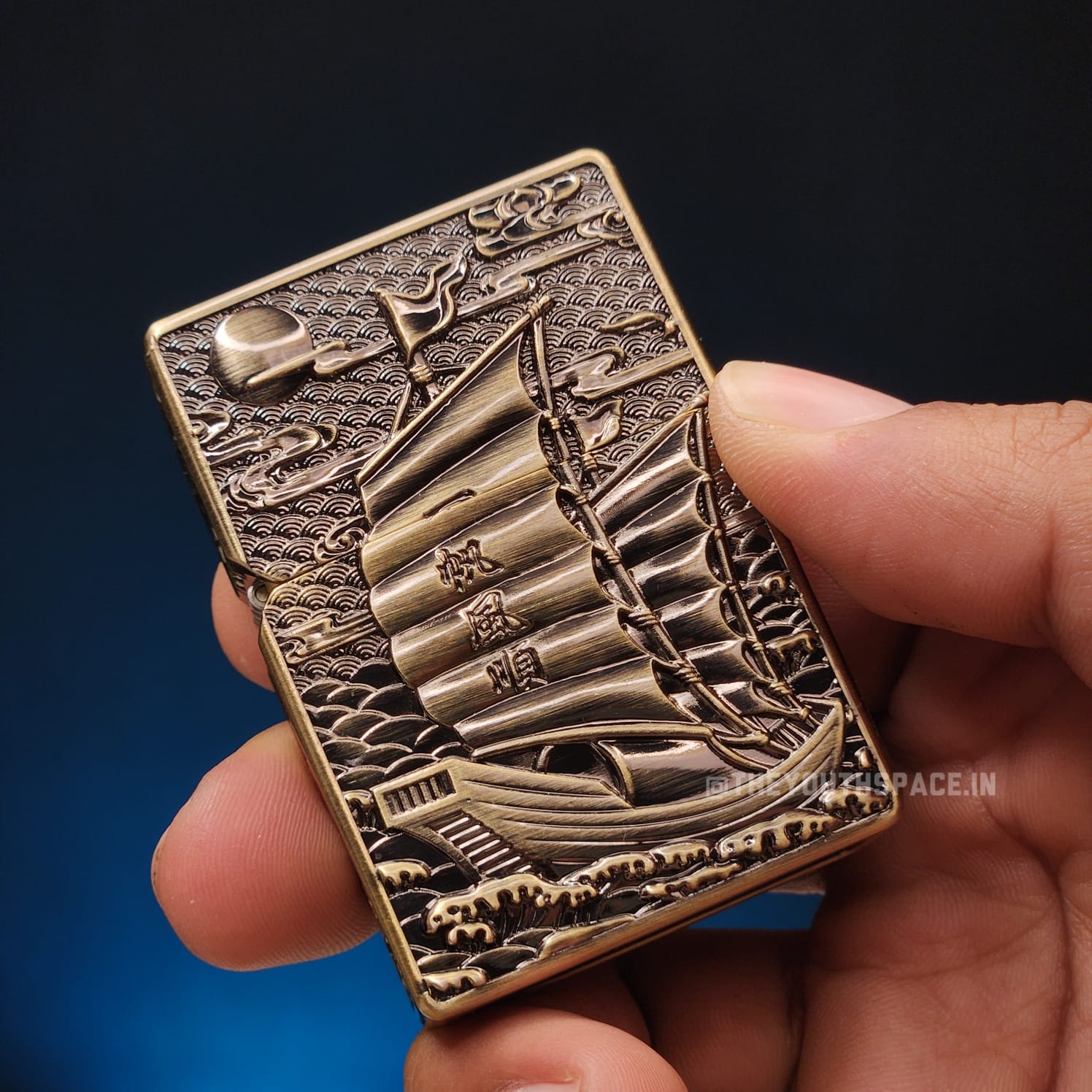 Ultra Premium Zorro Retro Sailboat Finely Carved Heavy Armor Brass Lighter