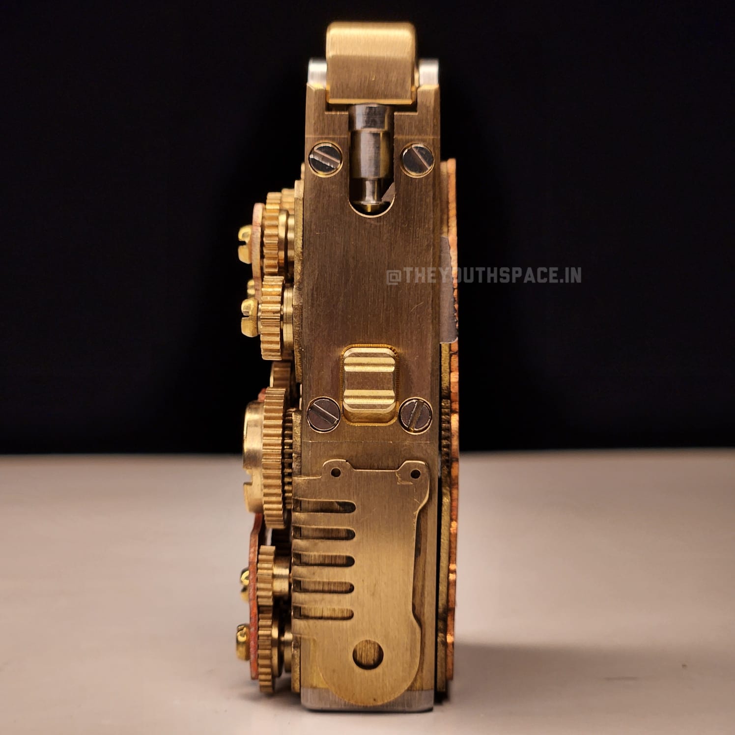 Premium Vintage Brass Steam Punk Mechanical Gear Linkage Automatic Lighter
