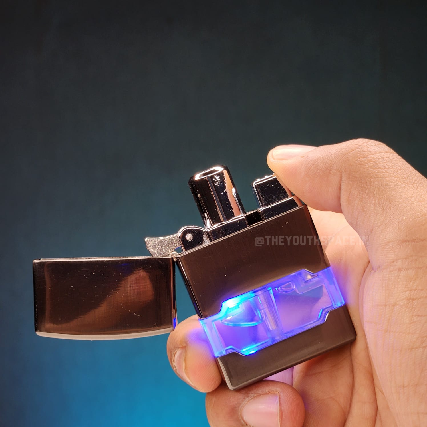 Lumi Tank Red Flame Jet Lighter (Metallic)