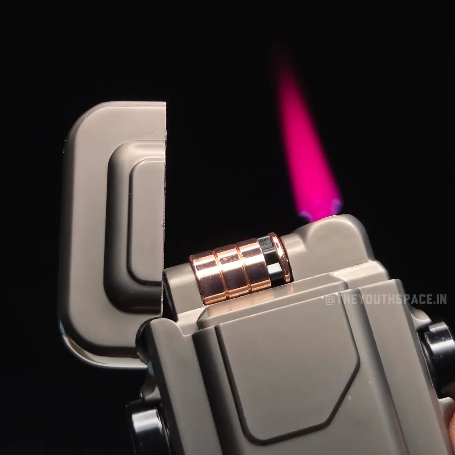 NOX Redline Spinner Red Flame Jet Lighter