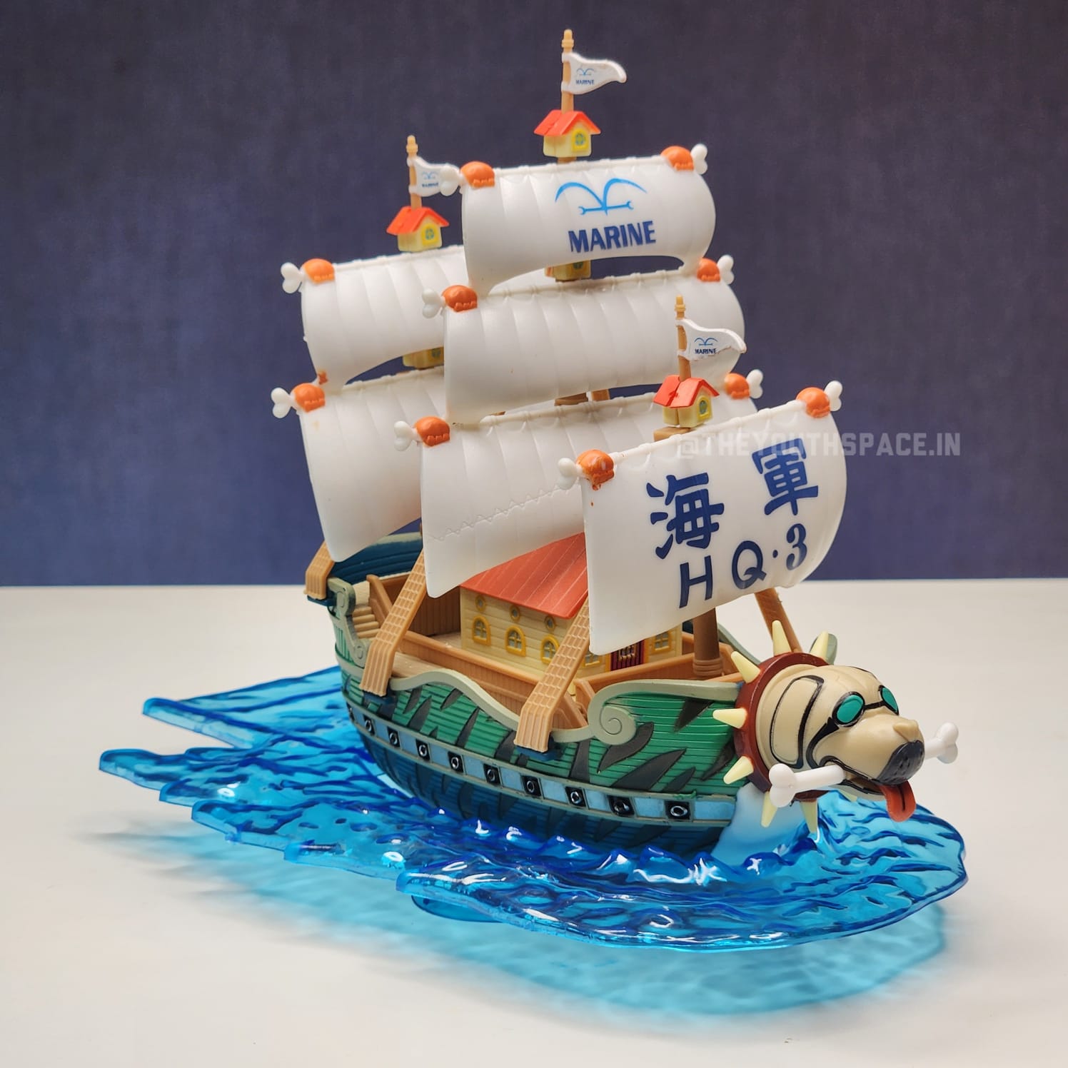 Garp's Warship - One Piece