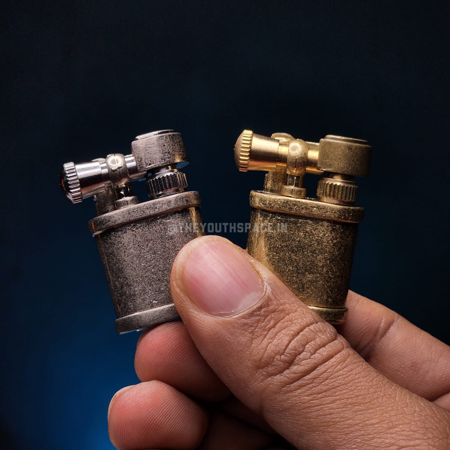 Mini Vintage Portable Hiking Lighter (Metallic)