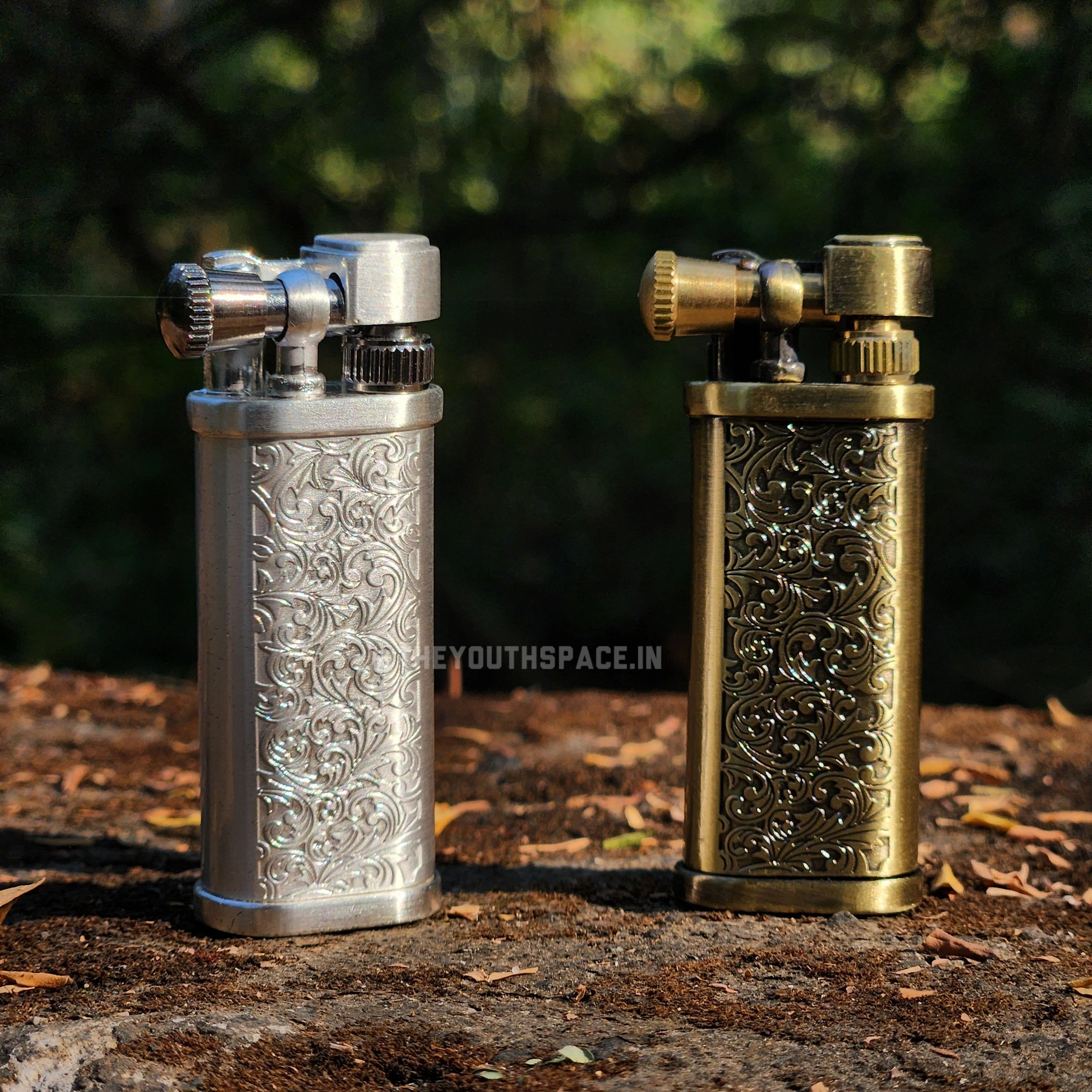 Vintage Intricate Design Lift Arm Metal Lighter