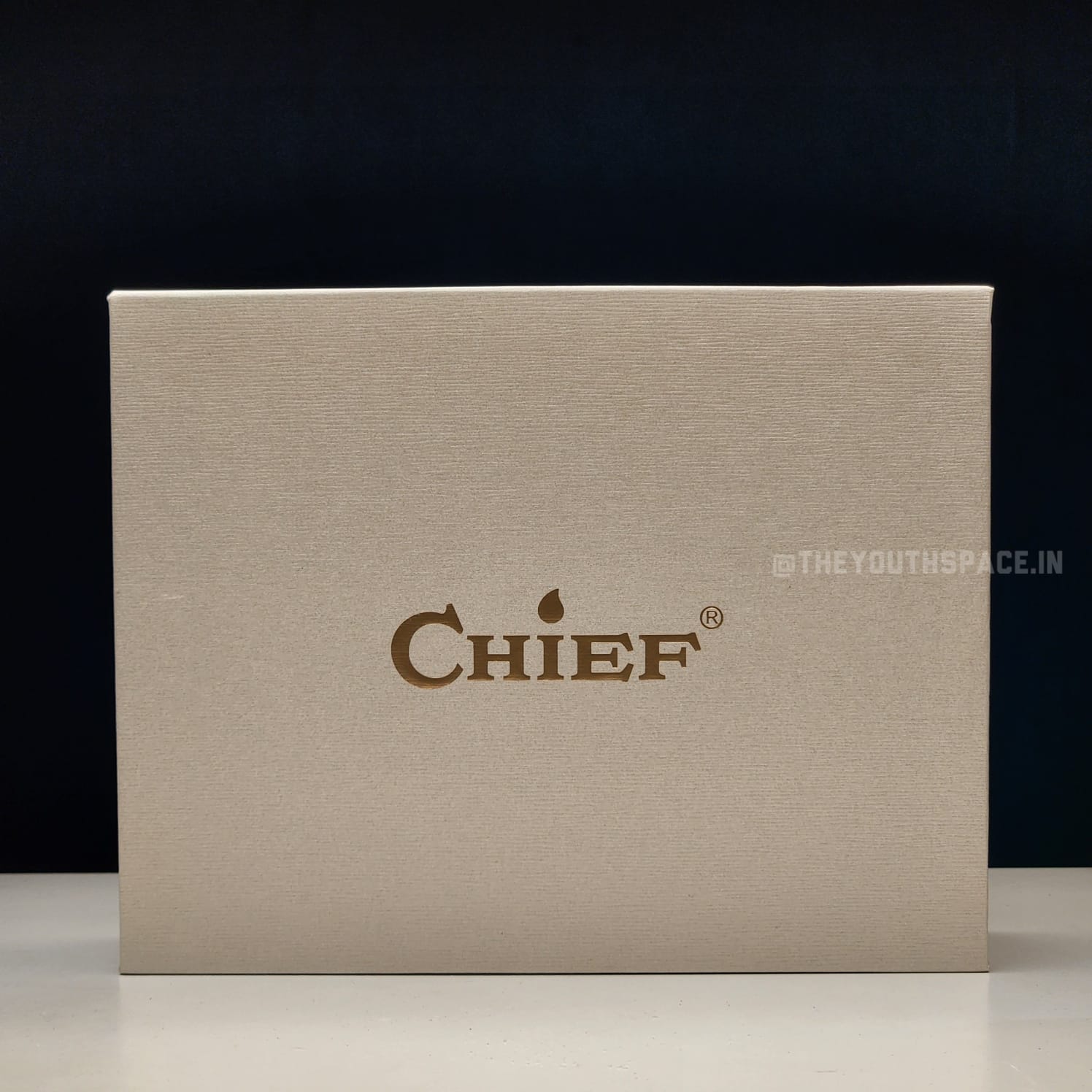 Chief 705 Kerosene Lighter