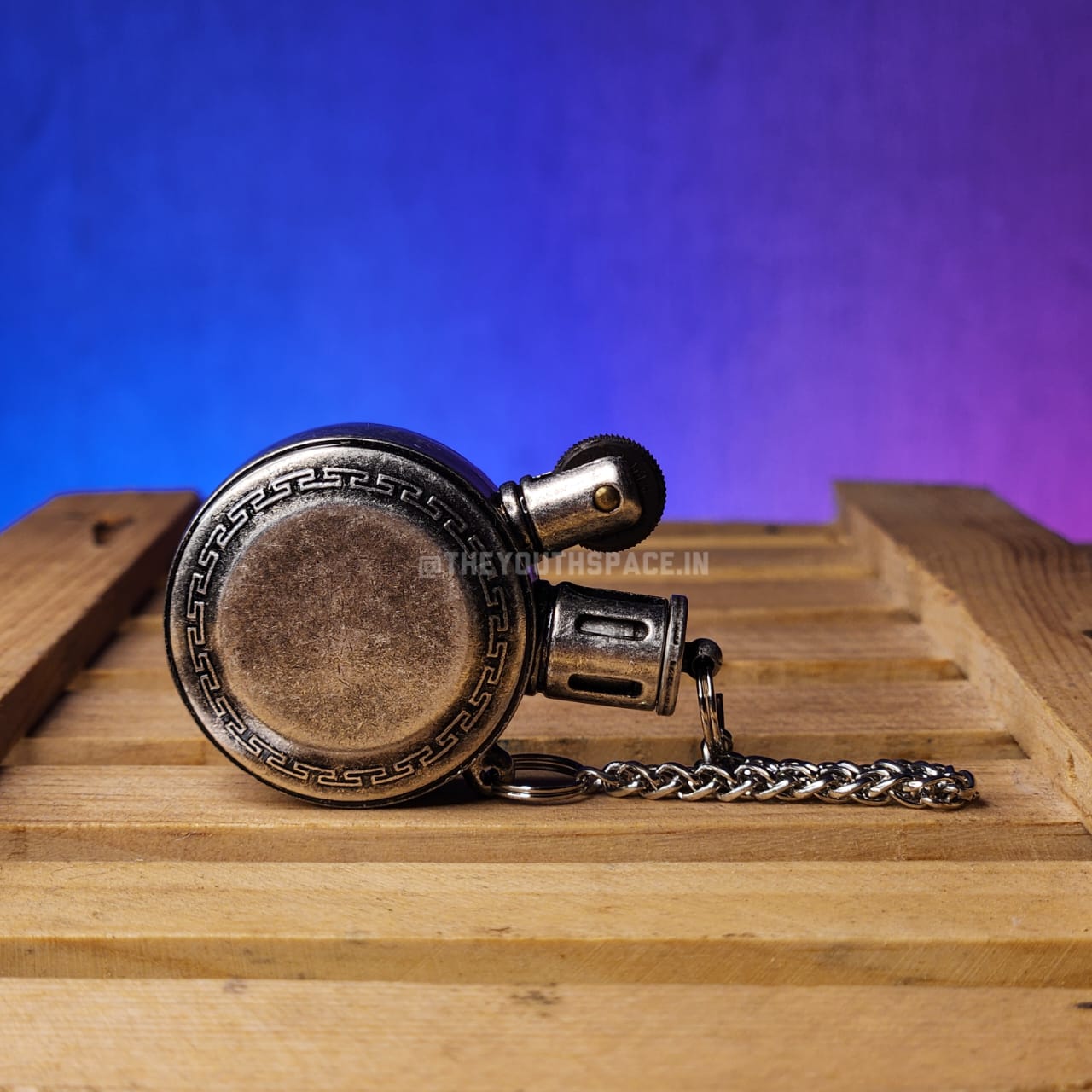 Antique heritage lighter (Metallic)