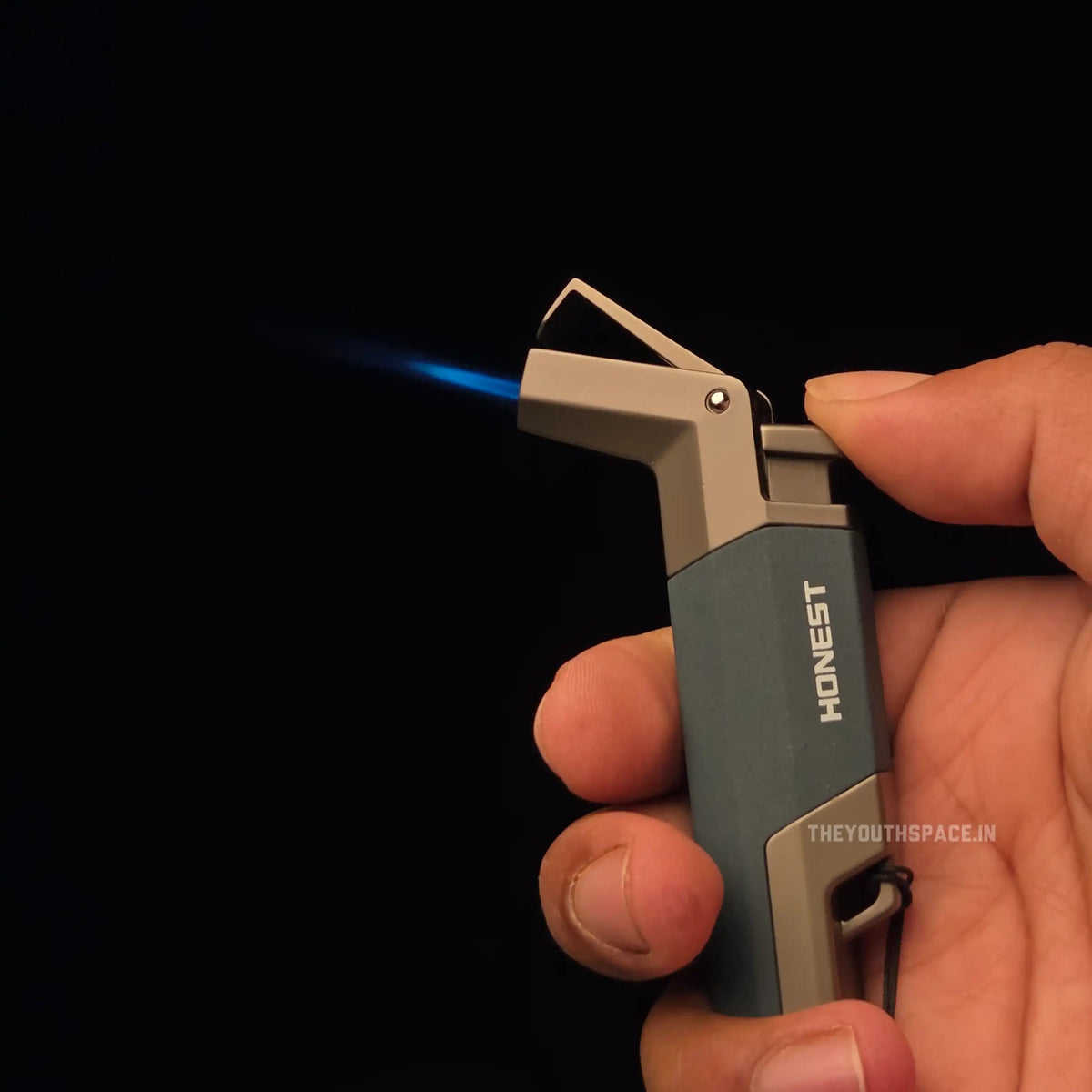 Edge Flame Torch Jet Lighter keychain (Metallic)