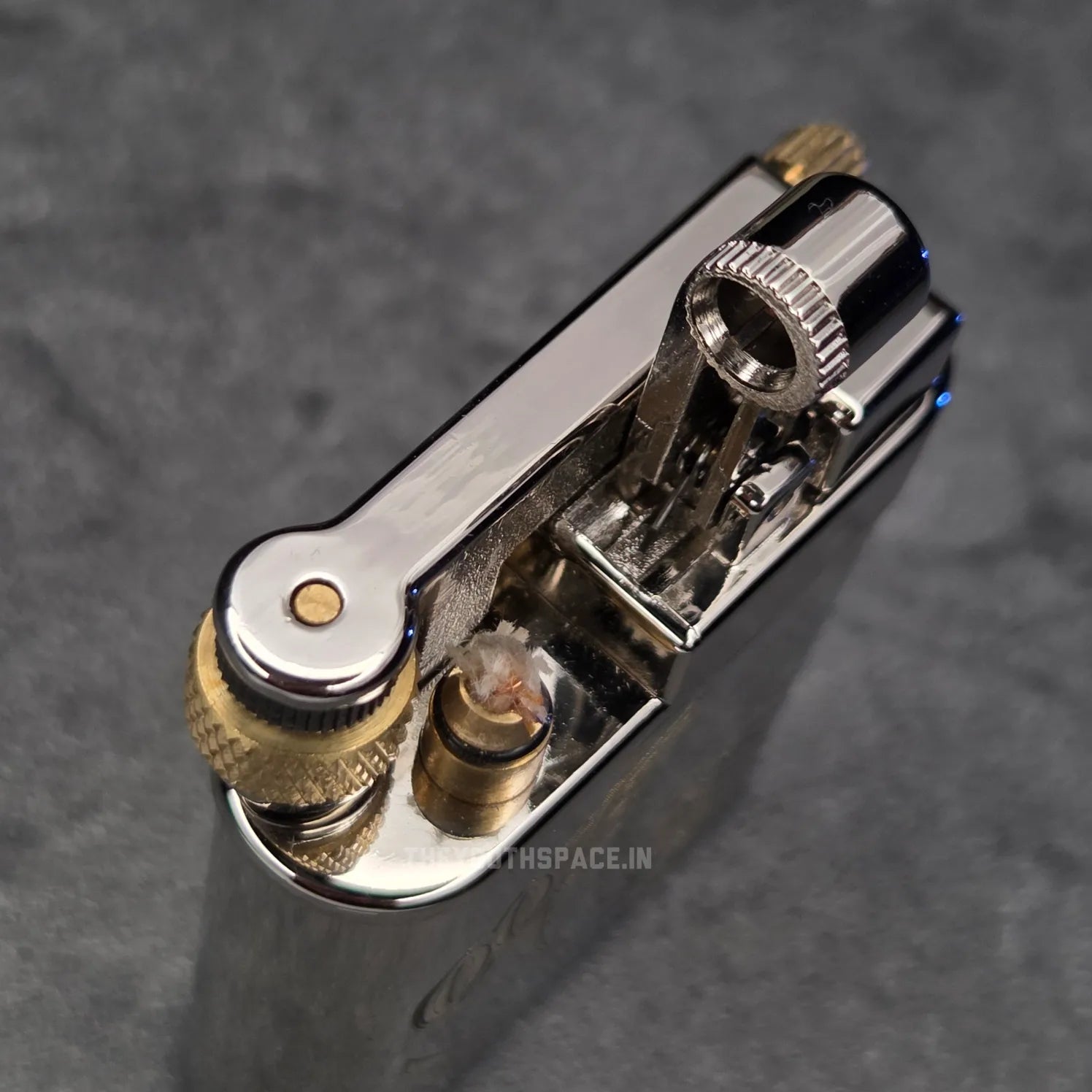Original Chief James bond 007 Spy Style Limited Edition Kerosene Lighter