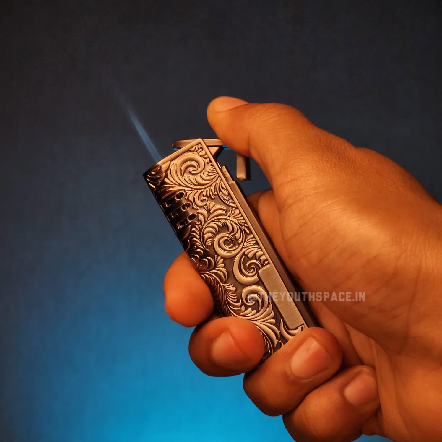 Carvaan Flame Jet Lighter(Metallic)