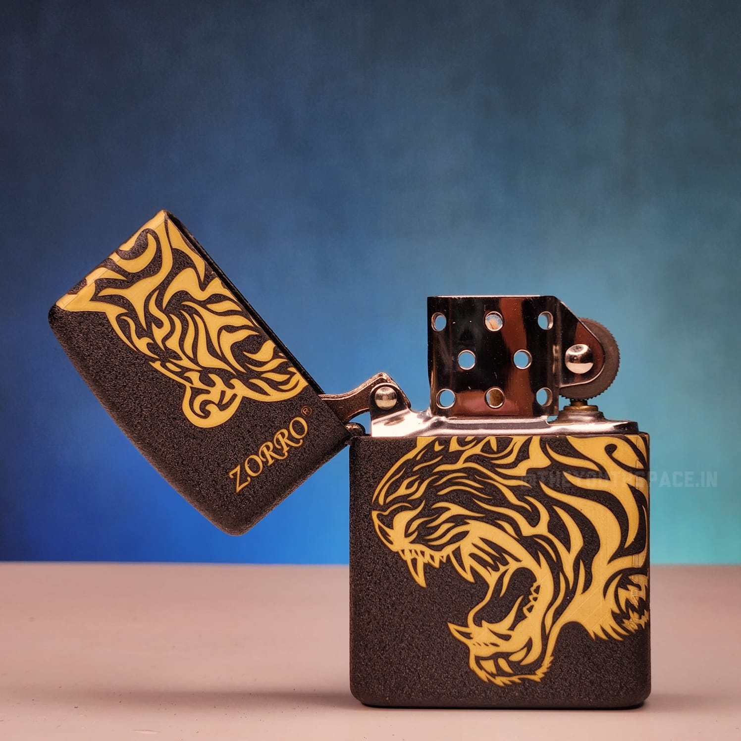 ZORRO ULTIMATE JUSTICE BRASS TIGER FACE LIGHTER 23HK