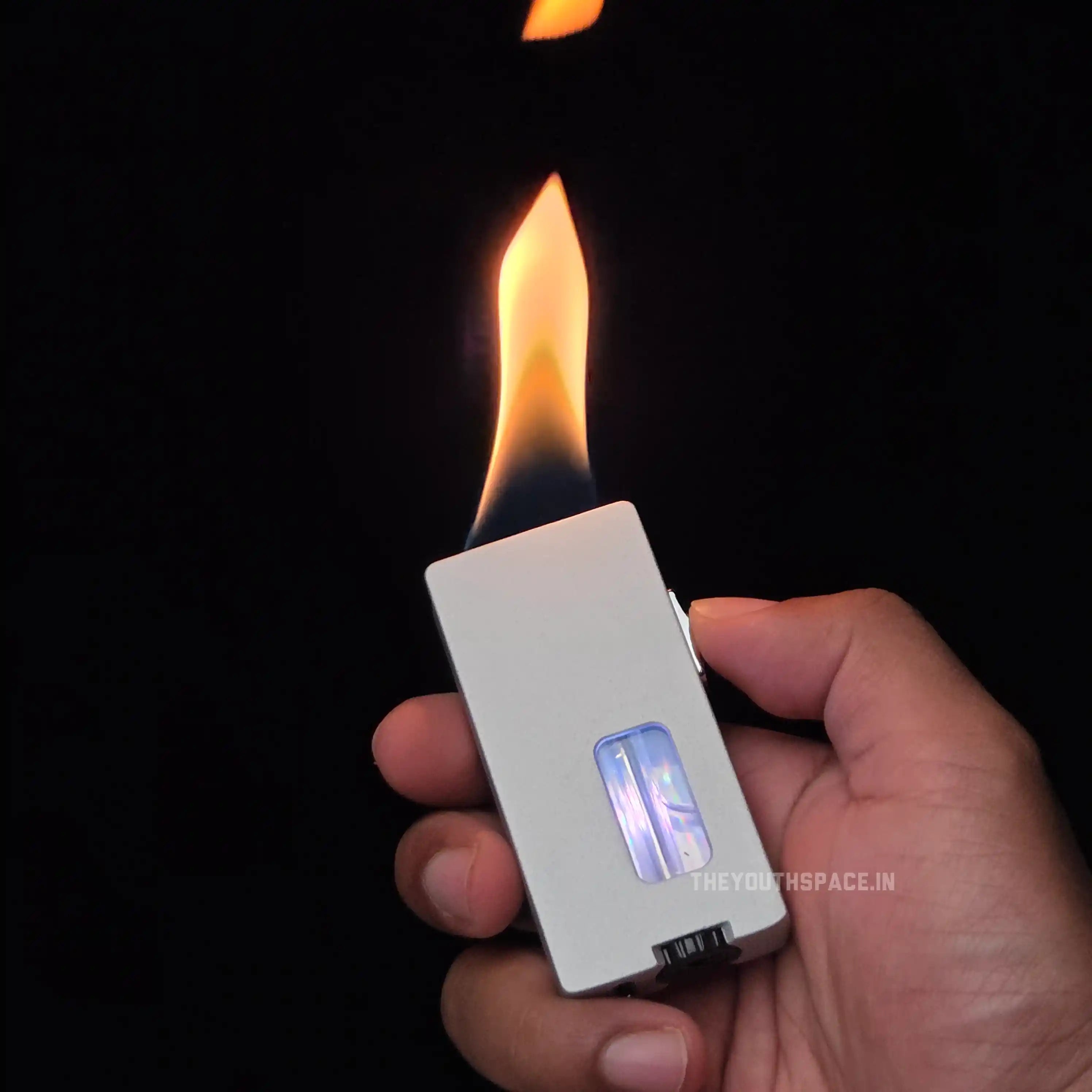 Ultra Wide Flame Shake Ignition Lighter