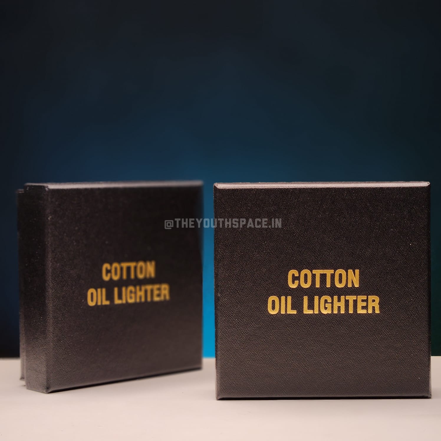 Retro Front-Flip Brass Lighter (Metallic)