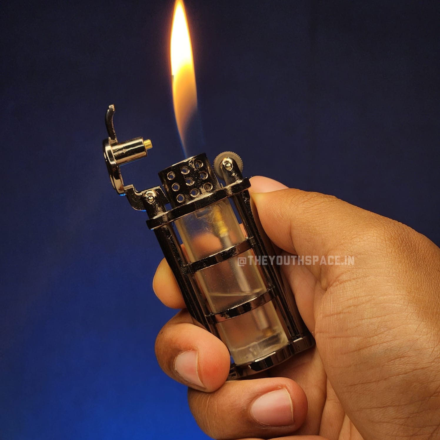 Lantern Clear Visible Tank Lighter (Metallic)