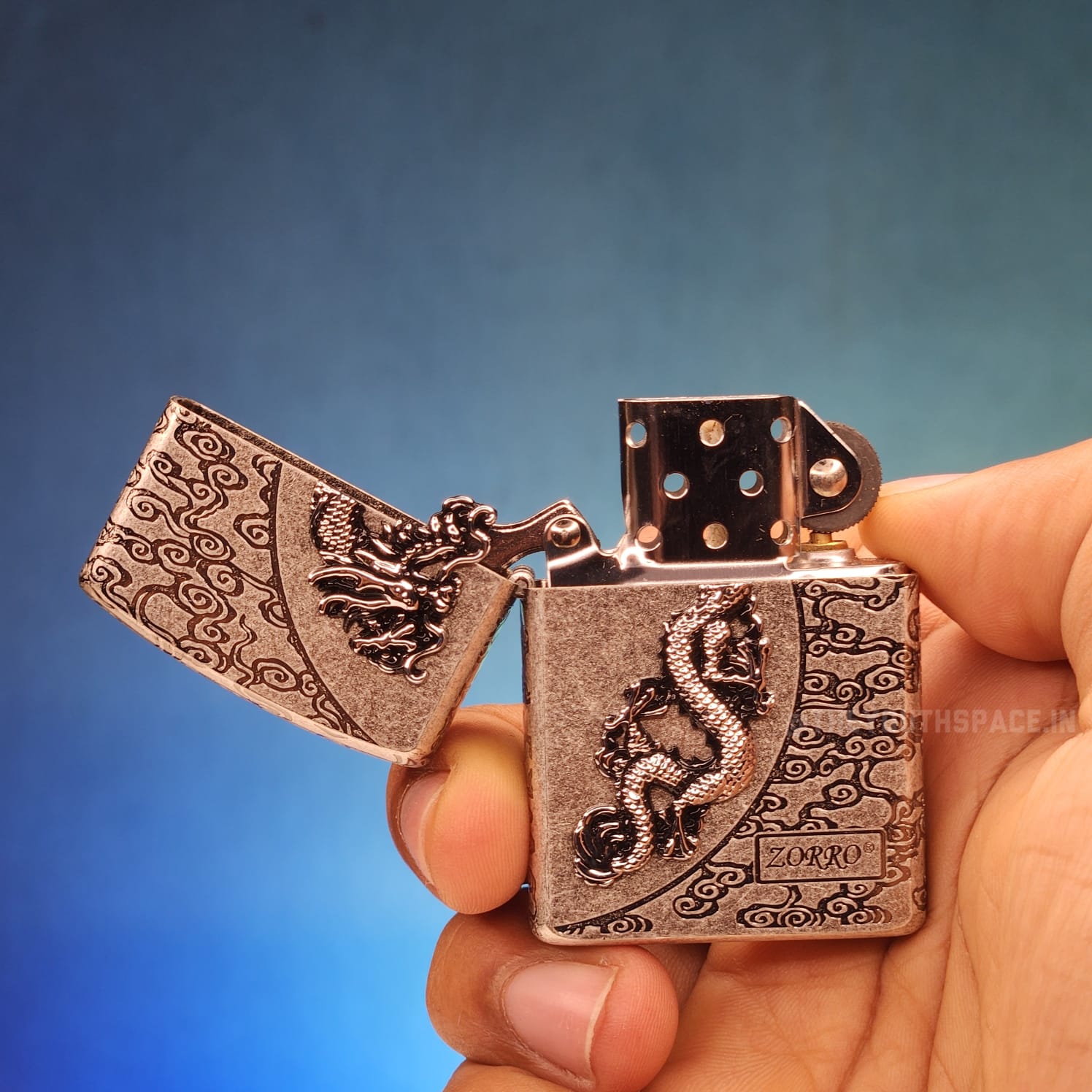 ZORRO ULTIMATE JUSTICE BRASS ANTIQUE DRAGON EMBOSSED LIGHTER 24 HK