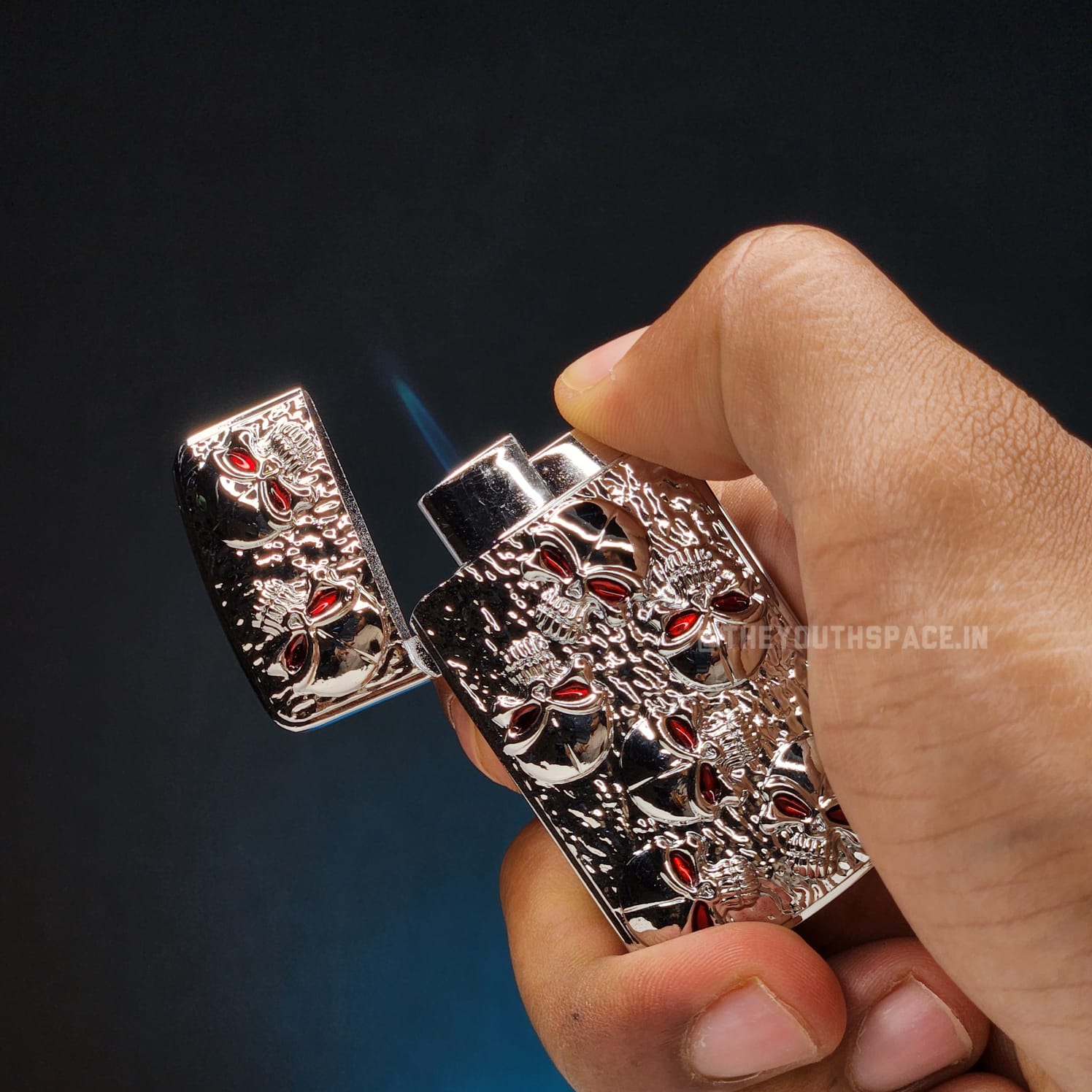 Jet Ignition Skull jet lighter (Metallic)