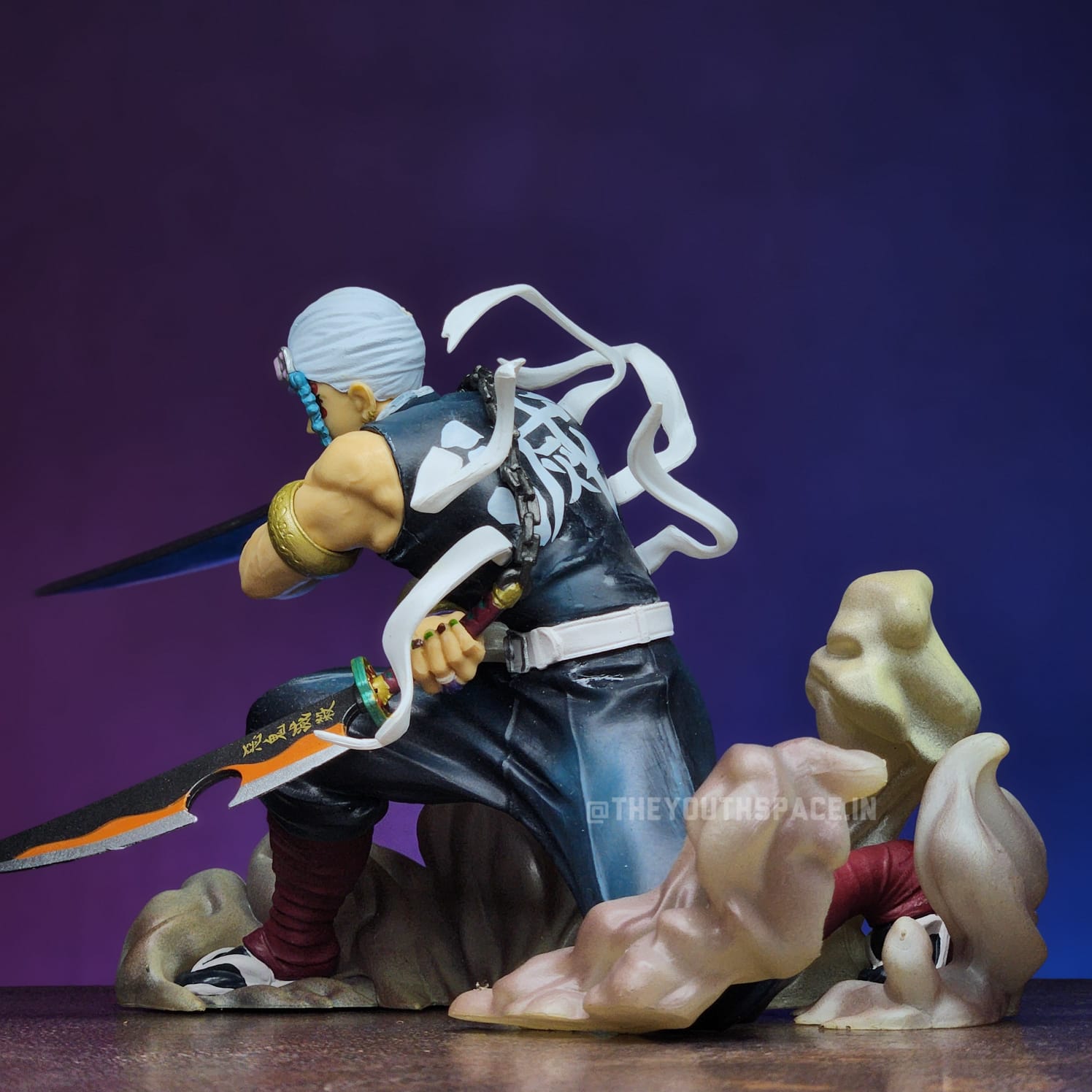 TENGEN UZUI ACTION FIGURE - DEMON SLAYER