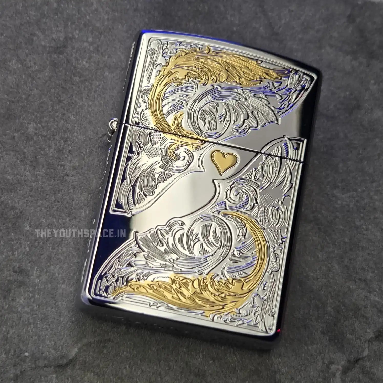 ZORRO ULTIMATE JUSTICE BRASS ACANTHUS LEAF AND HEART ENGRAVED LIGHTER 24HK