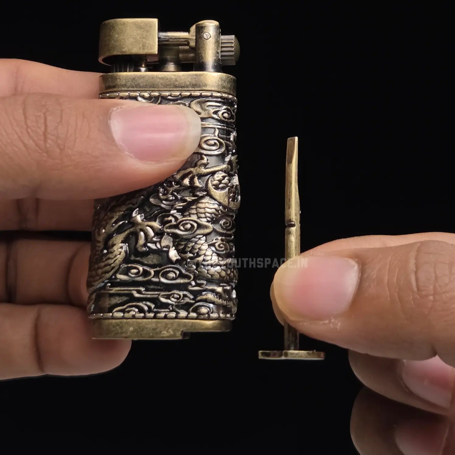 Premium Dragon Vintage lighter