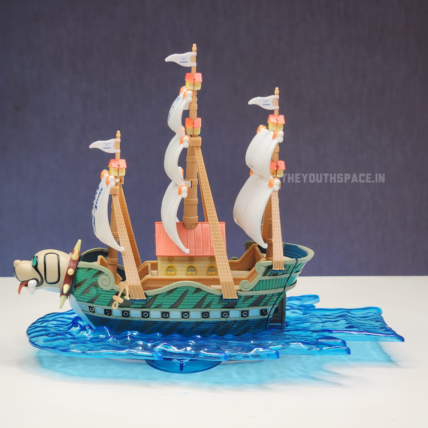 Garp's Warship - One Piece