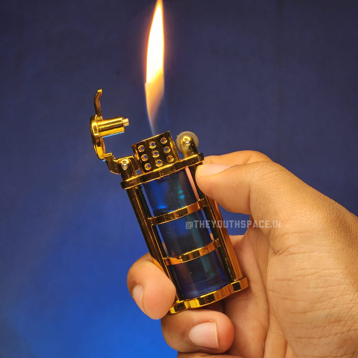 Lantern Clear Visible Tank Lighter (Metallic)