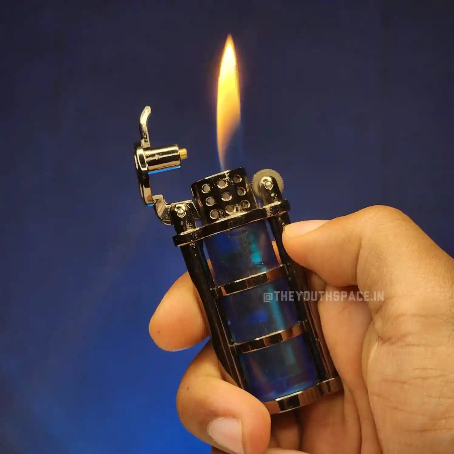 Lantern Clear Visible Tank Lighter (Metallic)