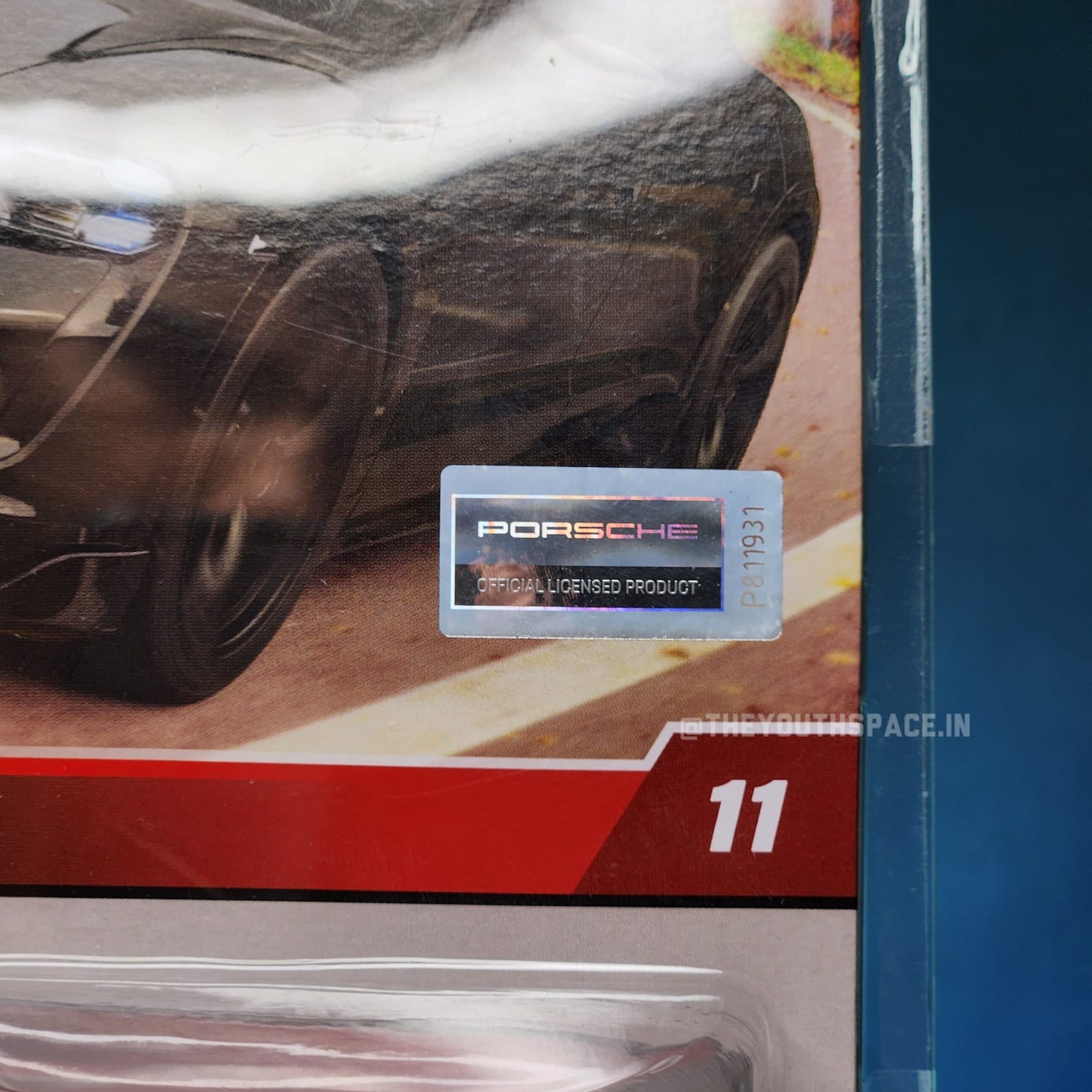 Hot Wheels Premium 1:43 Porsche Taycan Turbo S cross Turismo (Imported)