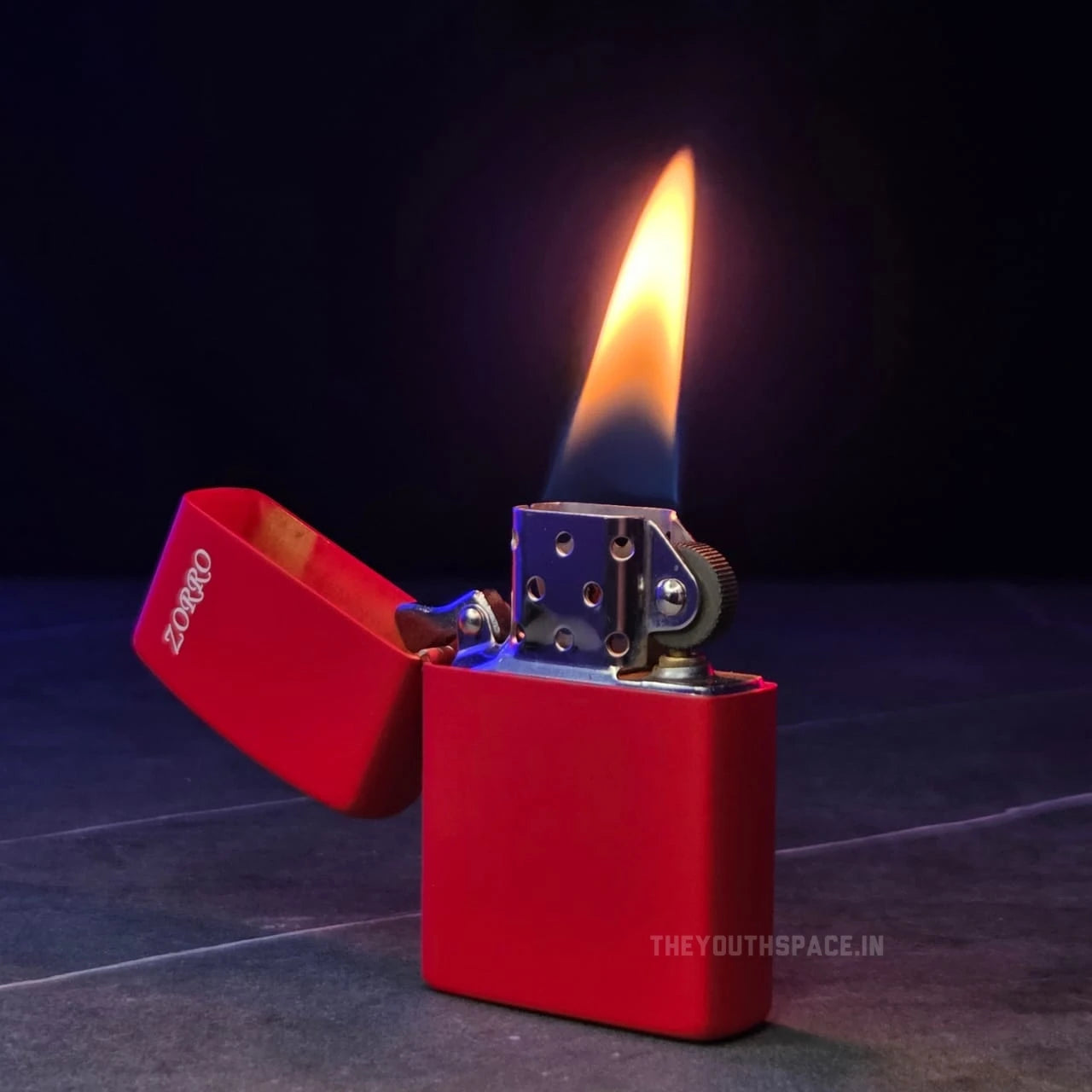 ZORRO ULTIMATE JUSTICE BRASS MATTE RED LIGHTER 22HK