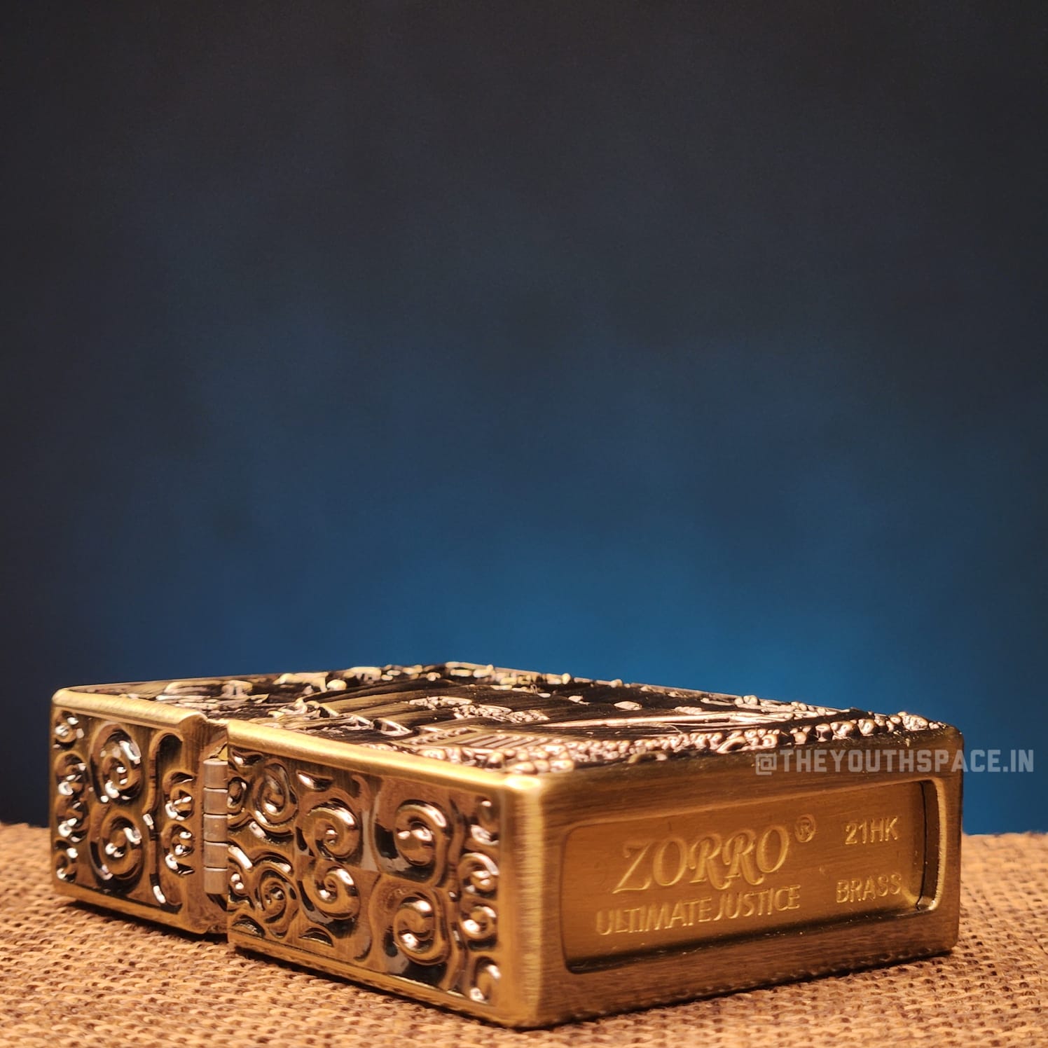 Ultra Premium Zorro Retro Sailboat Finely Carved Heavy Armor Brass Lighter