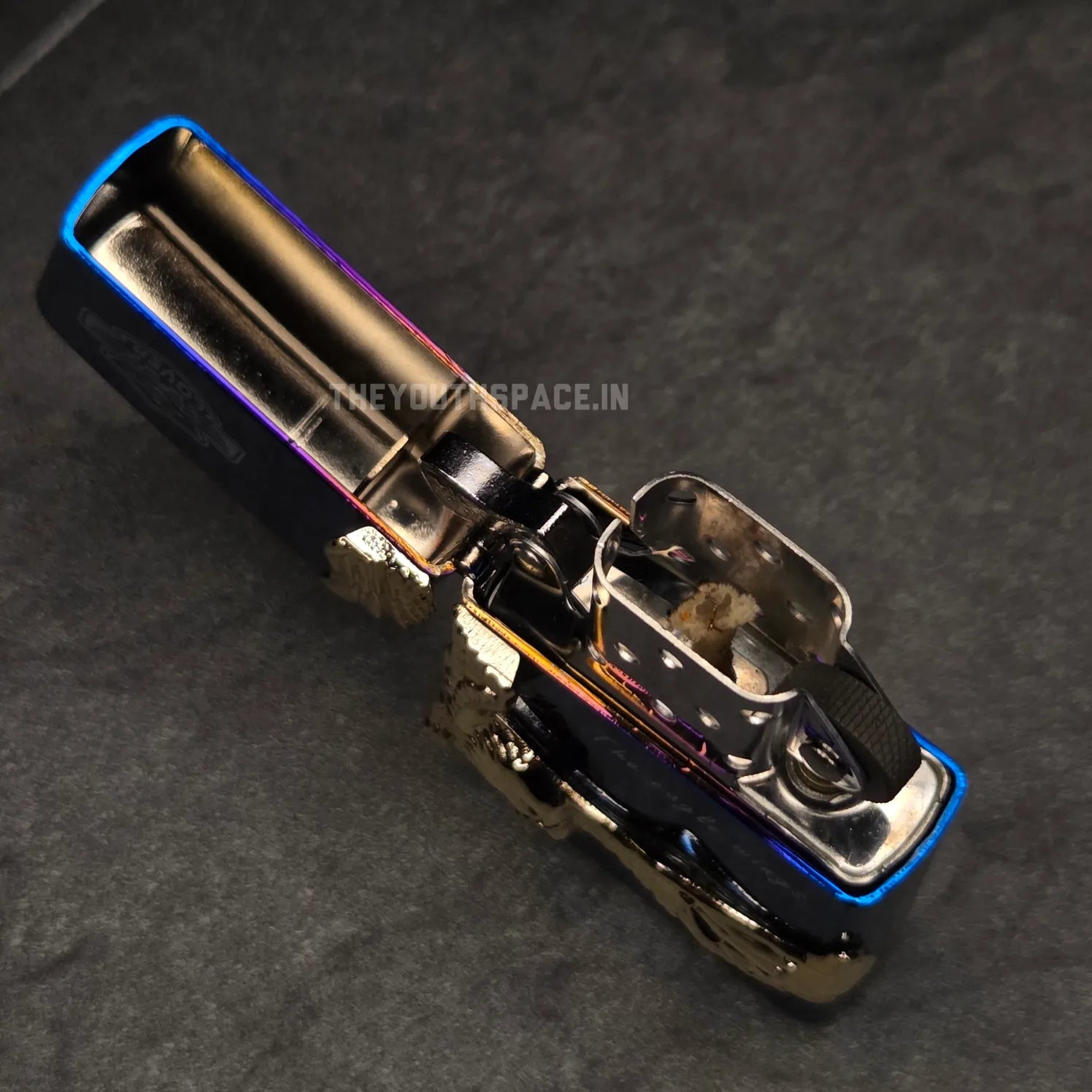 ZORRO ULTIMATE JUSTICE BRASS EAGLE EMBOSSED LIGHTER 24 HK