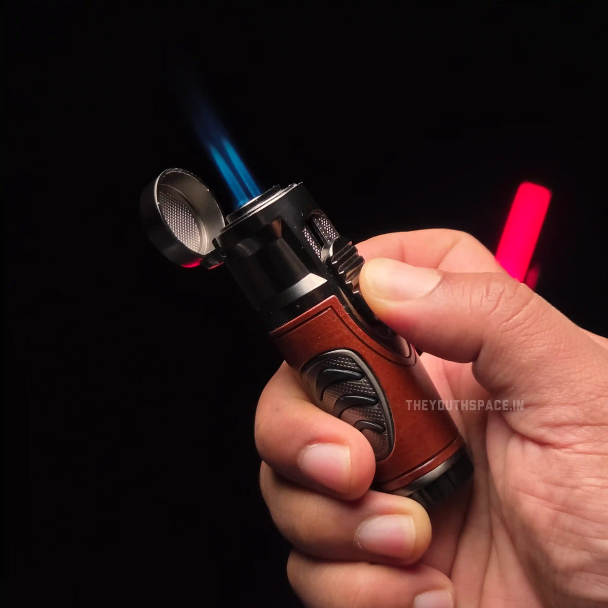 Torch Grip Dual Flame Lighter