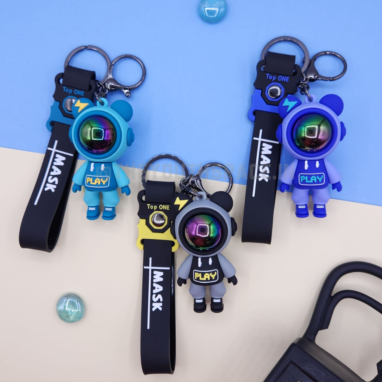 Cool astranaut silicone keychain