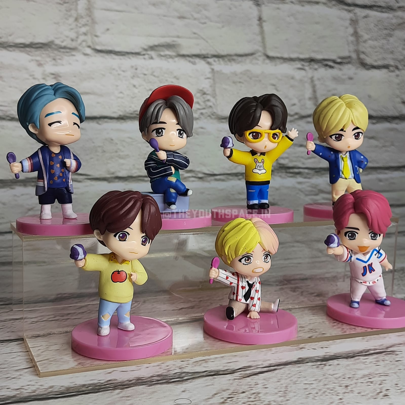 Tiny Tan BR (Set of 7 Figurines)