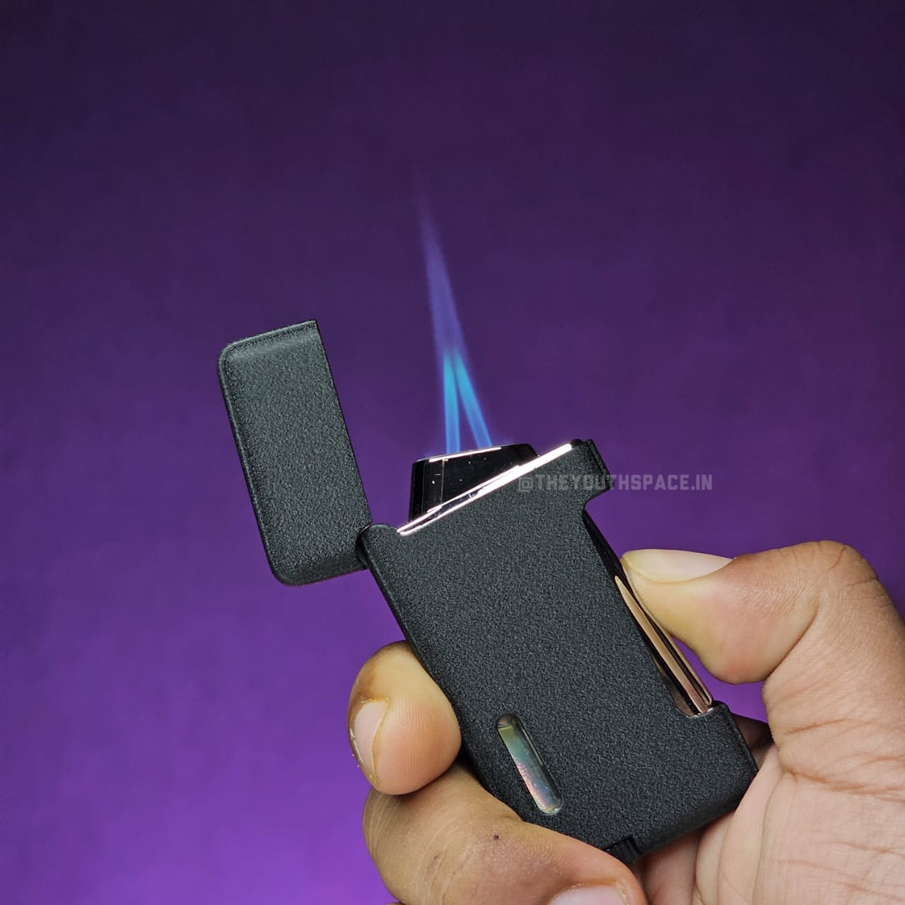 Sleek Fancy dual jet lighter