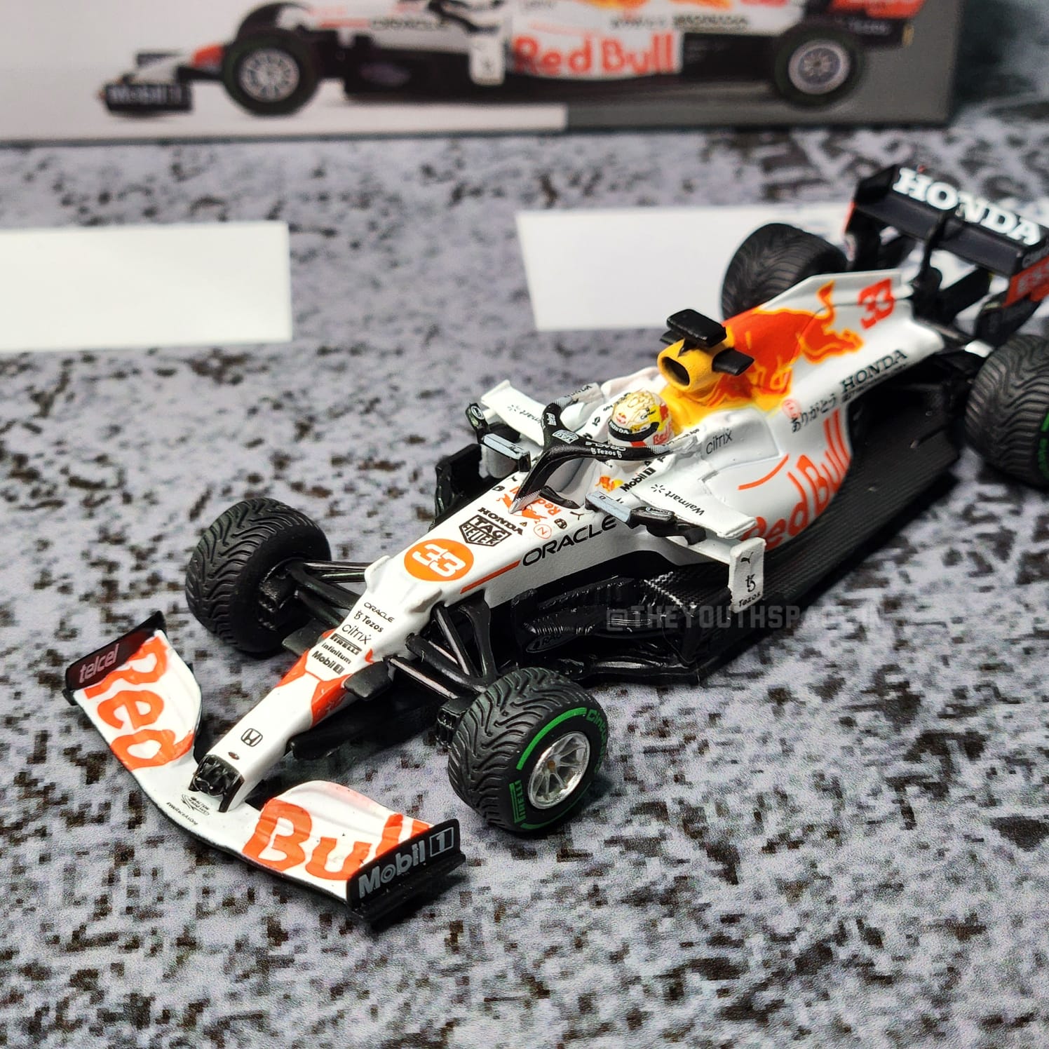 Mini GT Red Bull RB16B #33 Max Verstappen 2021 Turkish Grand Prix 2nd Place 1:64