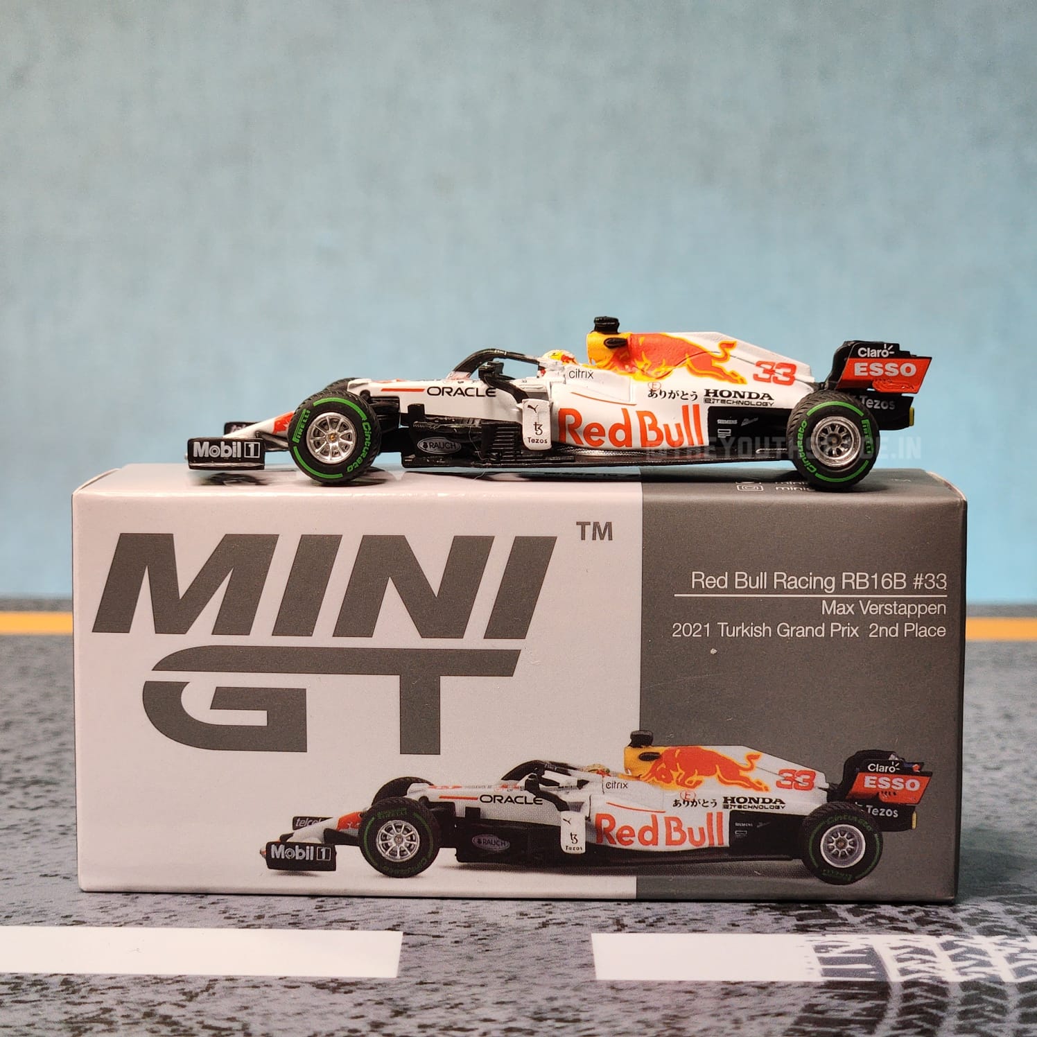 Mini GT Red Bull RB16B #33 Max Verstappen 2021 Turkish Grand Prix 2nd Place 1:64